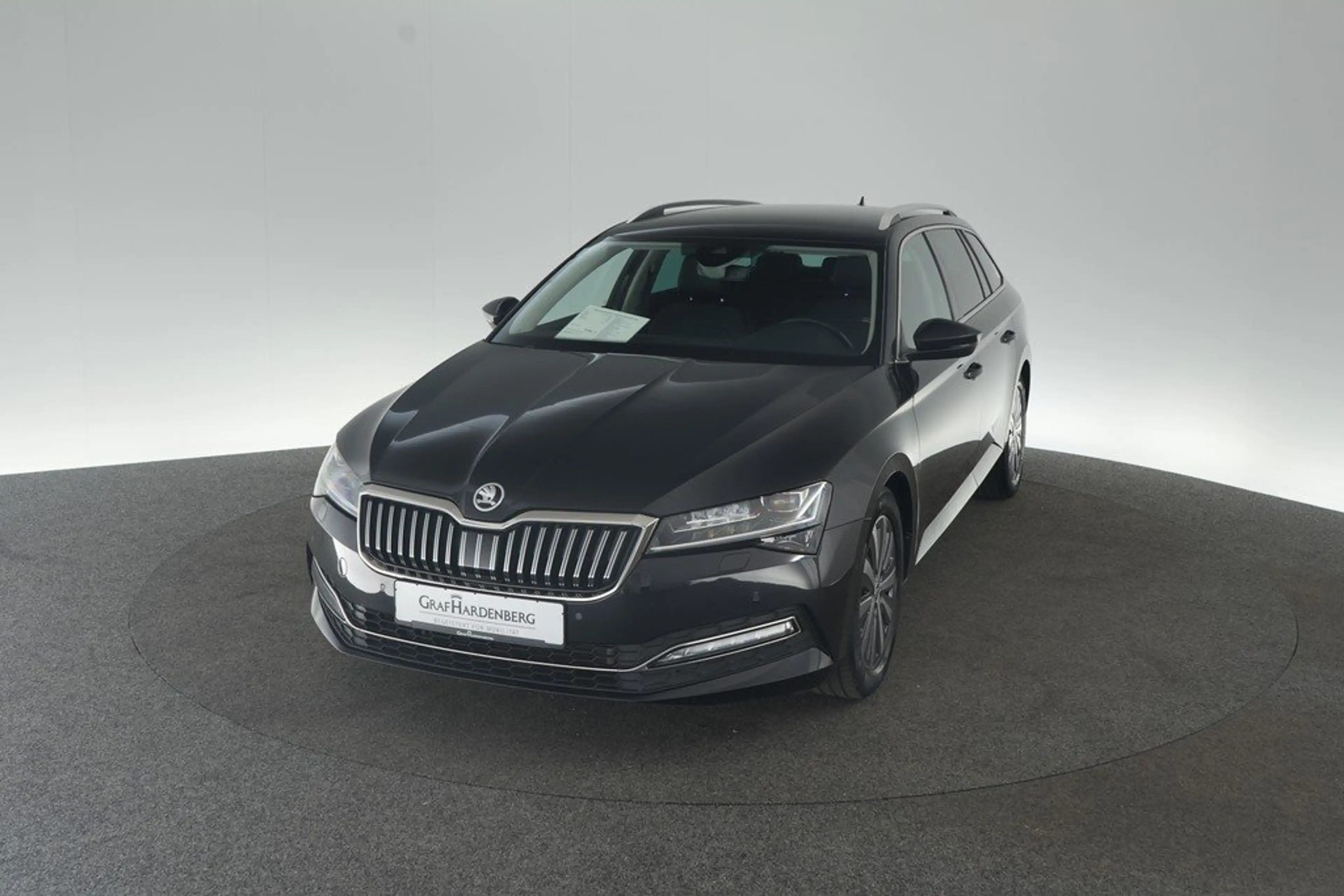 Skoda Superb Combi 2.0 TDI DSG Style Matrix ACC