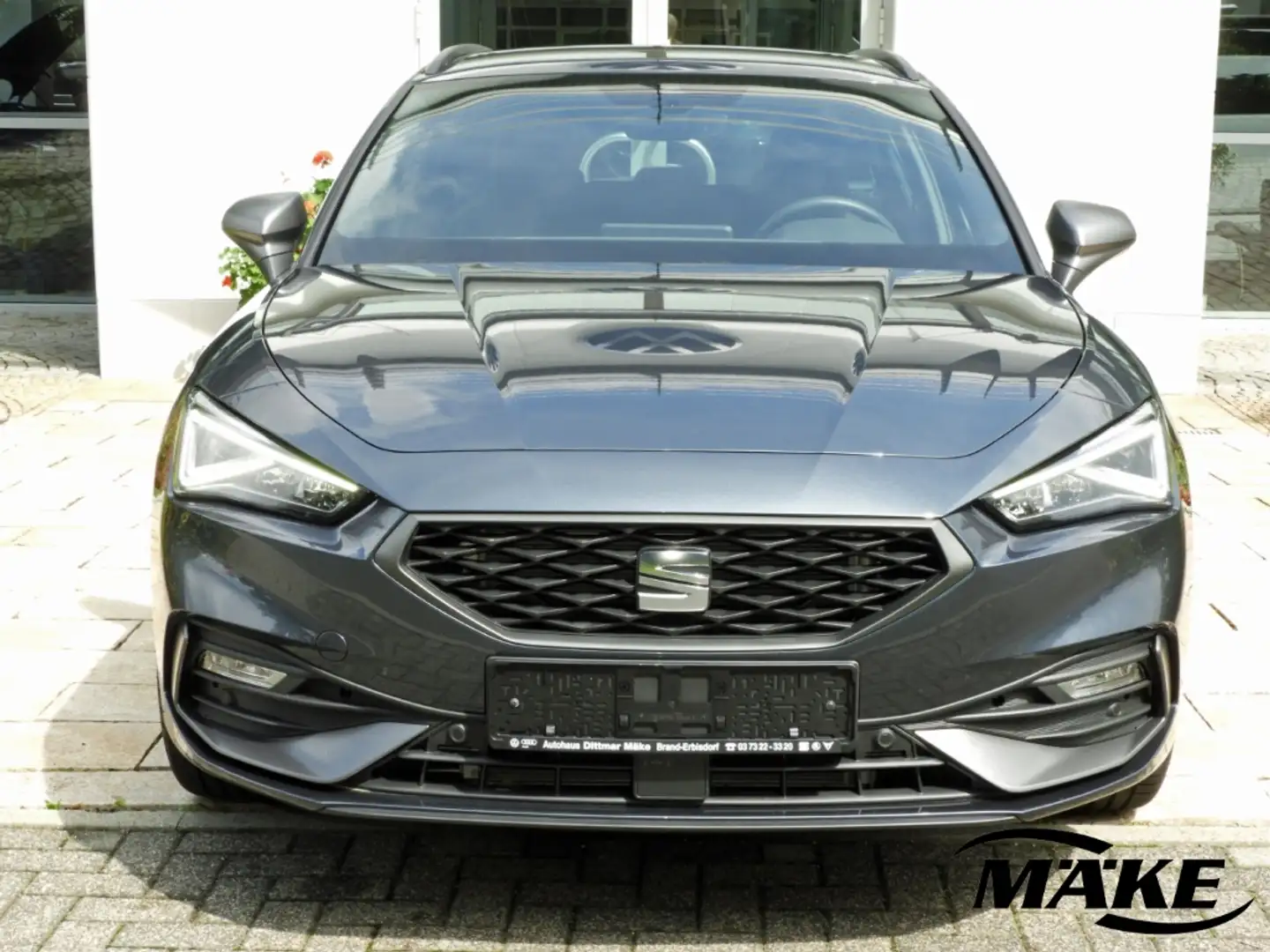 SEAT Leon ST FR 2.0 TDI DSG 4drive ACC LED RFK Grau - 2