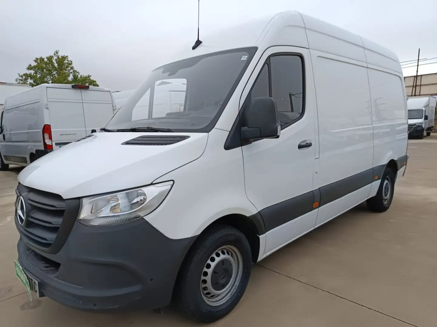 Mercedes-Benz Sprinter Furgón 315CDI Medio T.E. tD Blanco - 2