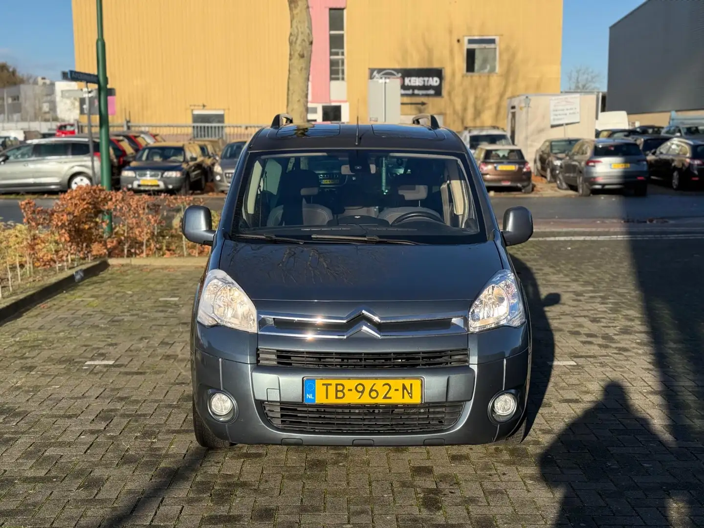 Citroen Berlingo 1.6 VTi 120 PANORAMA/CLIMA/PARKEERSENSOR! VELE OPT Gris - 2