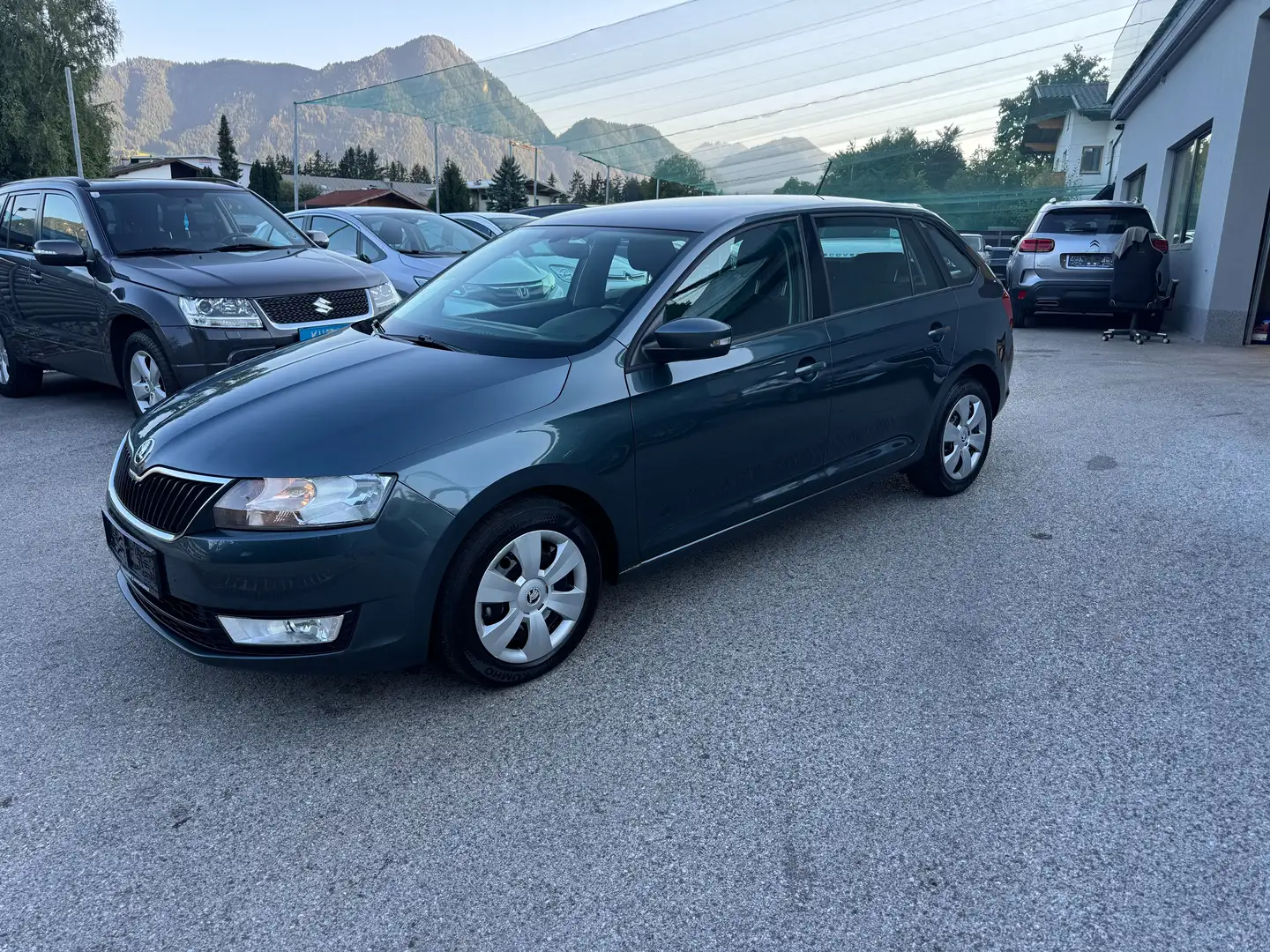 Skoda Rapid/Spaceback Ambition Grau - 2