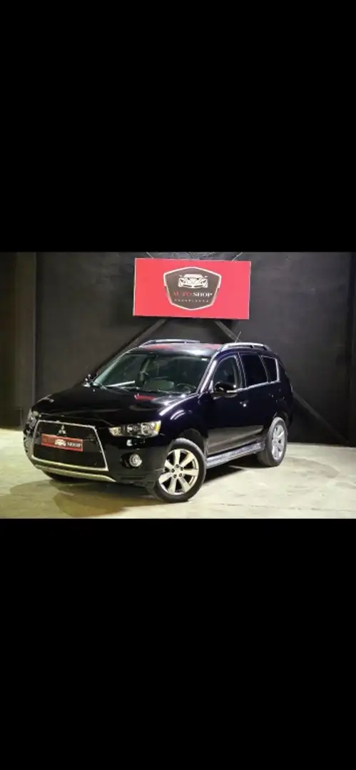 Mitsubishi Outlander 220DI-D Motion 4WD Negro - 1