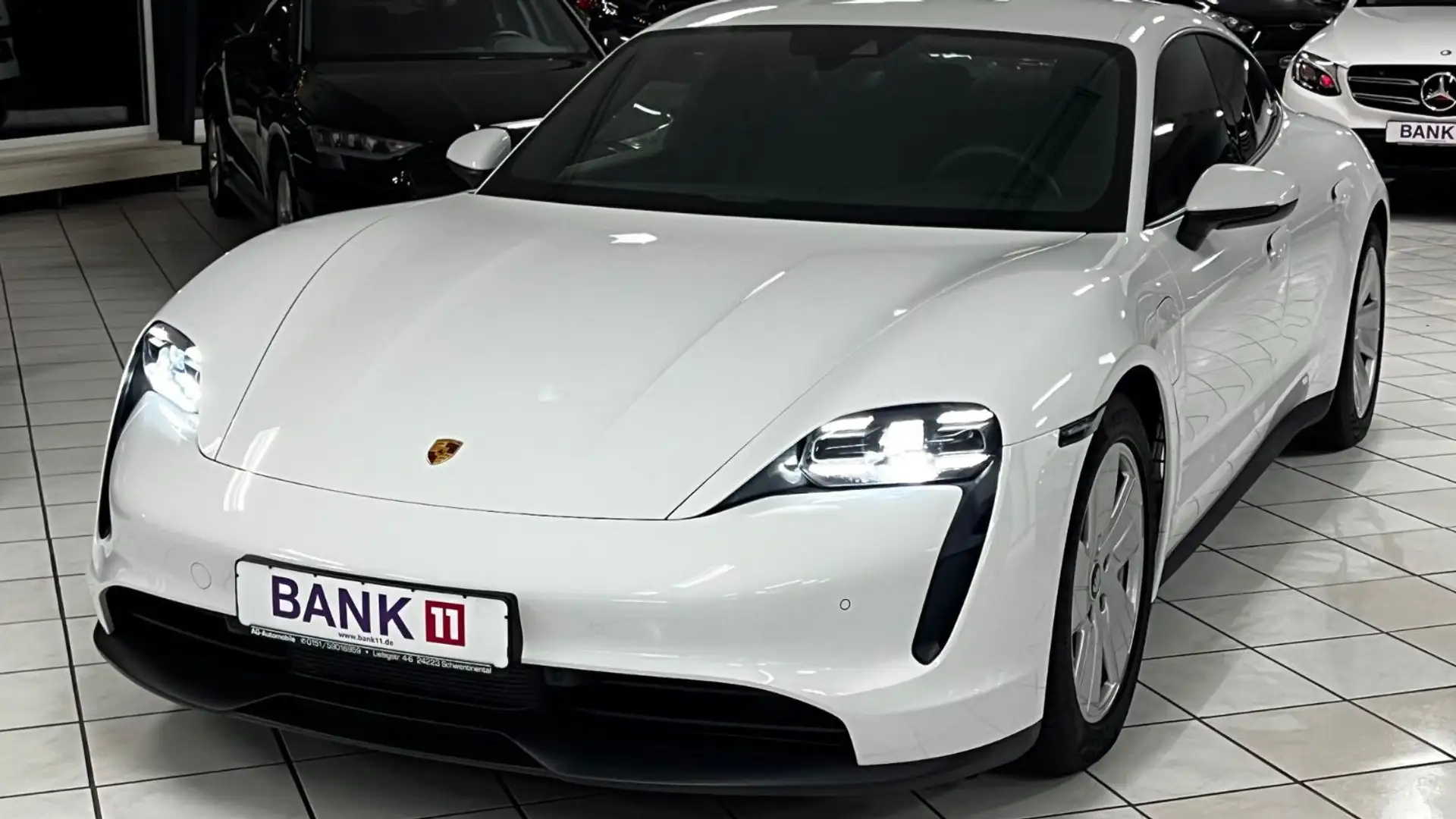 Porsche Taycan TÜV&AU neu&Garantie *5950KM* Blanc - 2