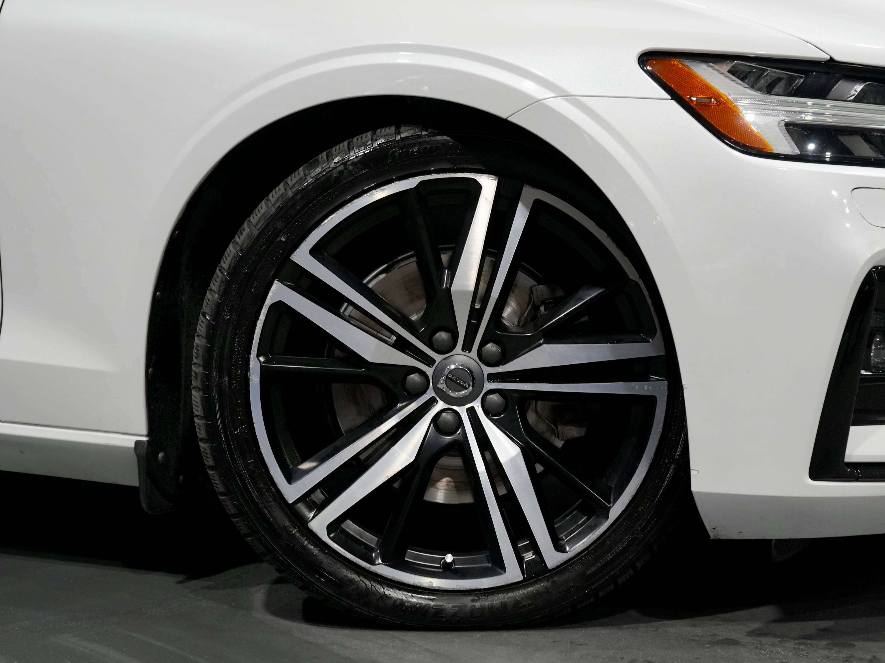 2022 Volvo S60