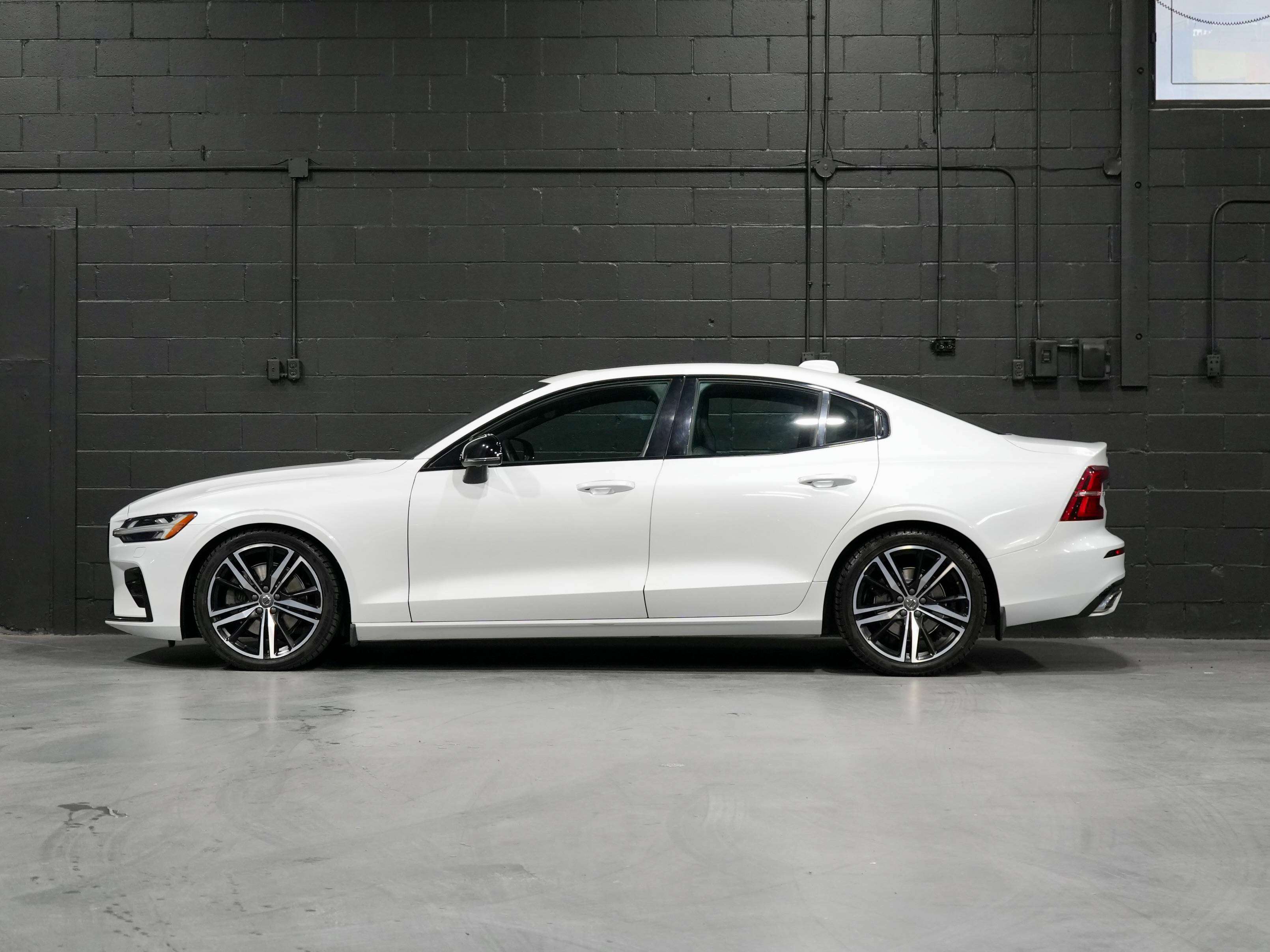 2022 Volvo S60