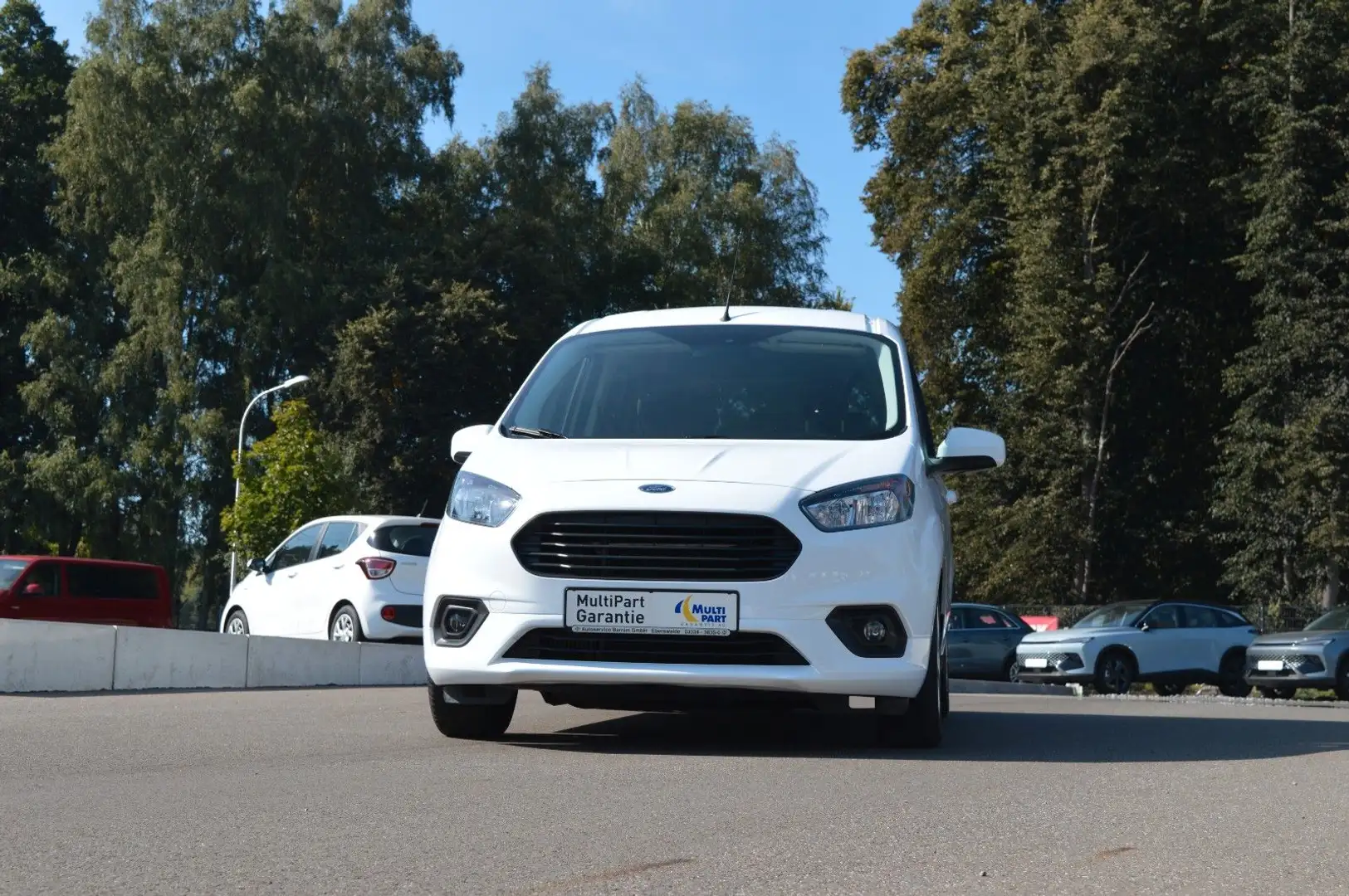 Ford Tourneo Courier Trend Weiß - 2