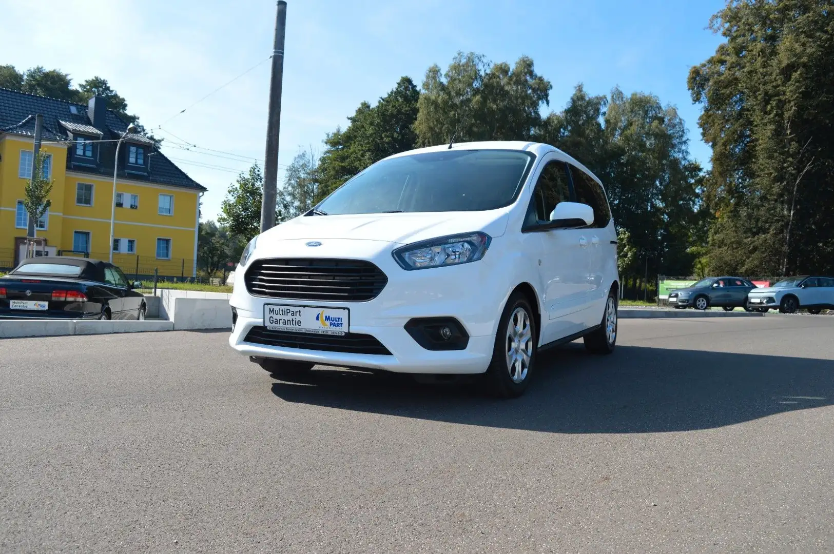 Ford Tourneo Courier Trend Blanc - 1