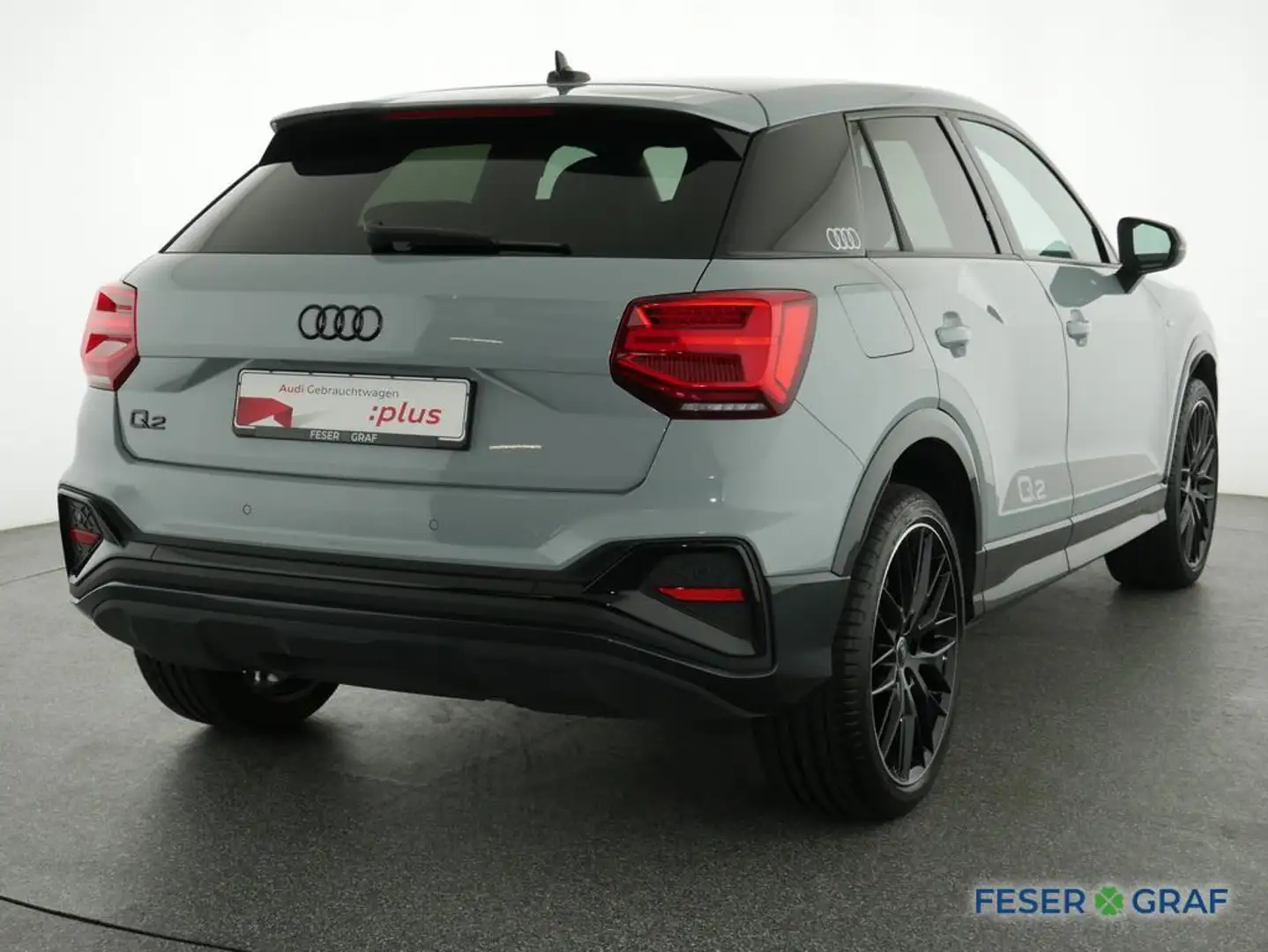 Audi Q2 35 TFSI edition one S line Pano,Matrix,Leder Grau - 2