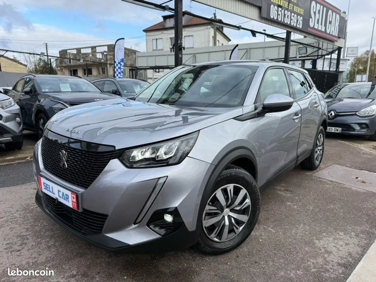 Peugeot 2008 1.5 bluehdi 130 Business EAT8 Gris - 1