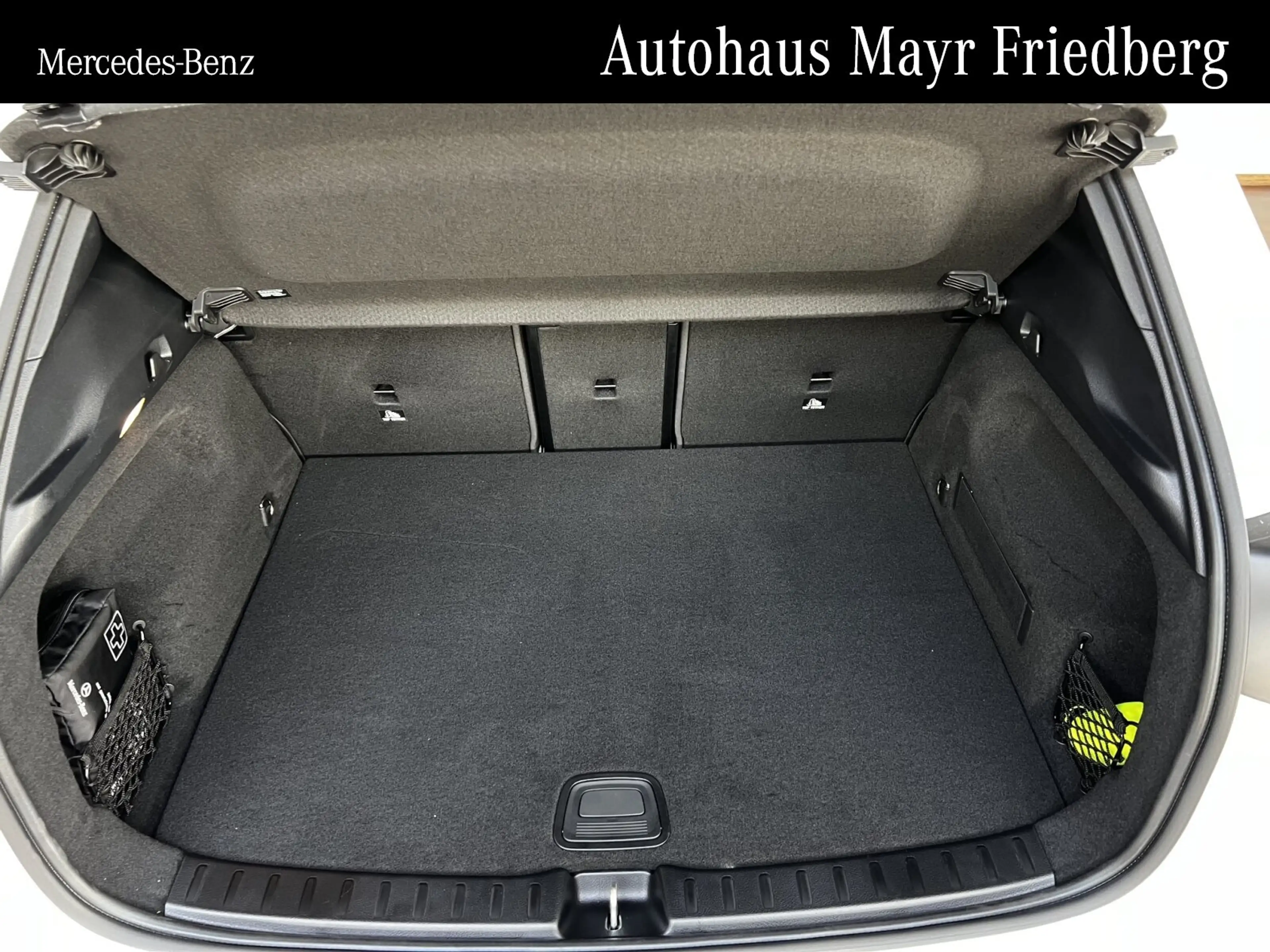 Mercedes-Benz EQA 250 EQA 250+ AMG NIGHT+KEYLESS+MEMMORY+TOTWINKEL+LED — photo 7