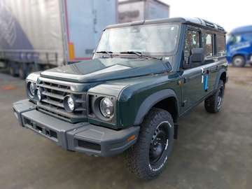 Station Wagon Fieldmaster AHK AT-Reifen