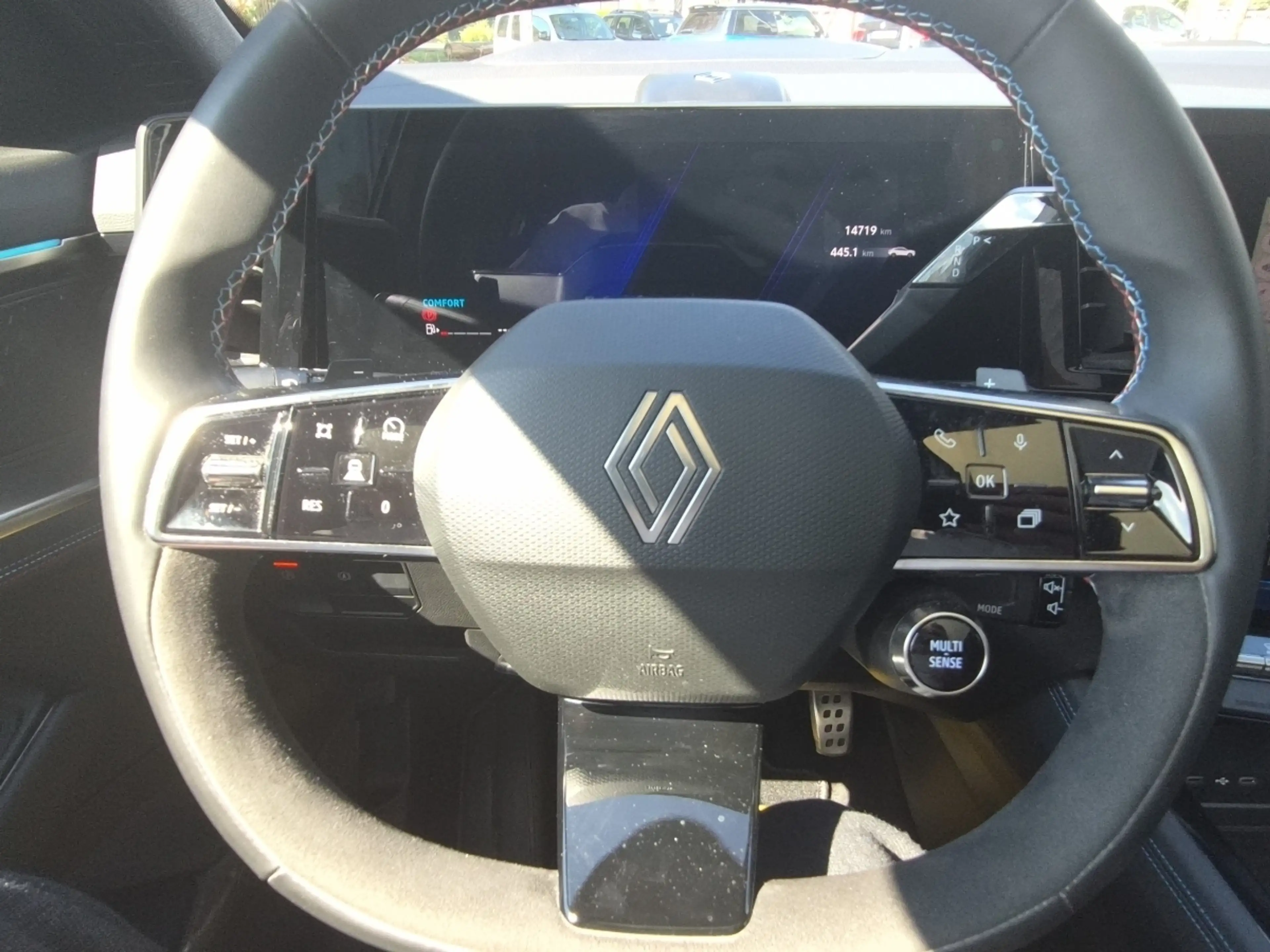 Renault Rafale Esprit Alpine Full Hybrid E-Tech 200 — photo 15