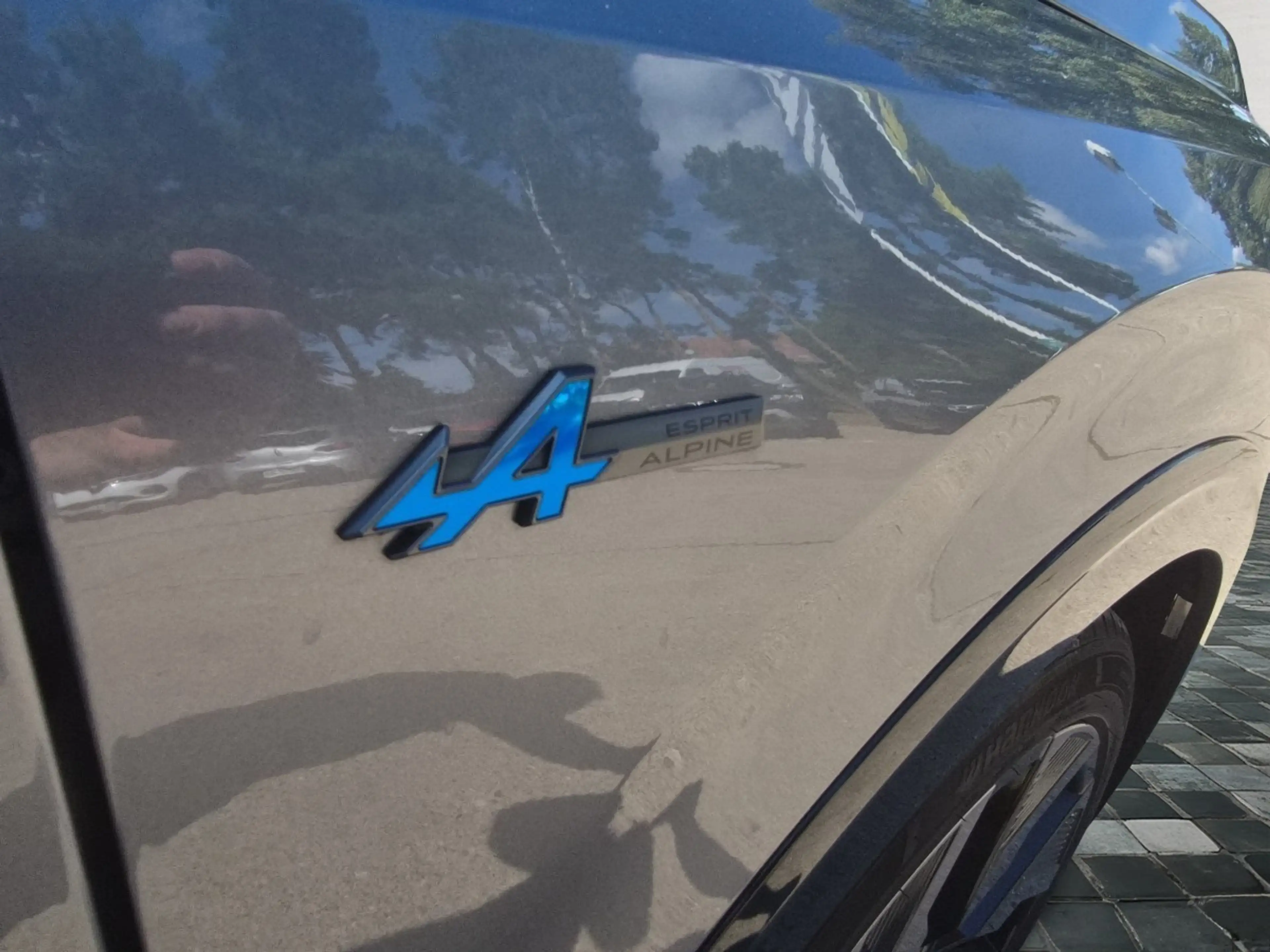 Renault Rafale Esprit Alpine Full Hybrid E-Tech 200 — photo 7