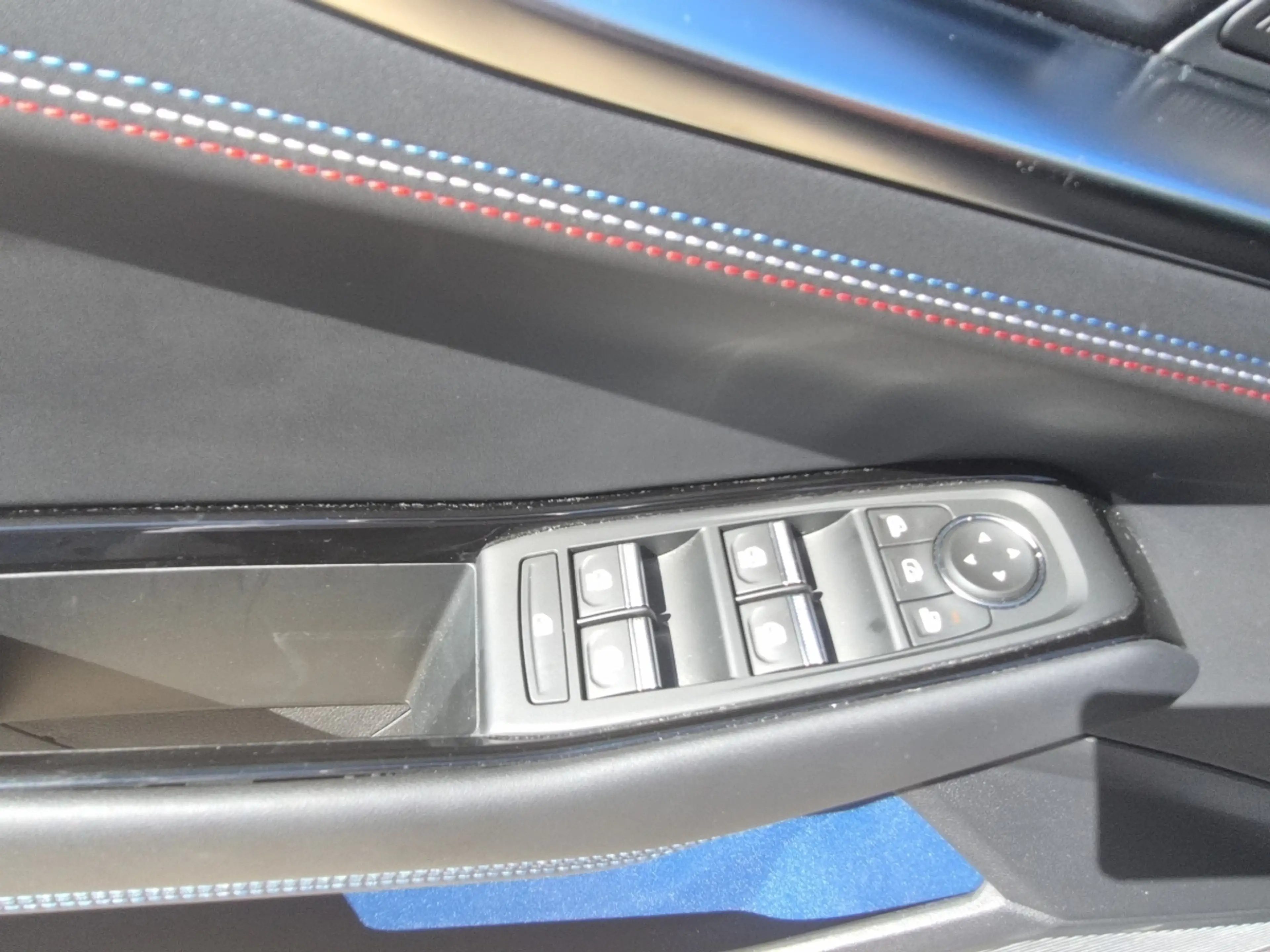 Renault Rafale Esprit Alpine Full Hybrid E-Tech 200 — photo 12