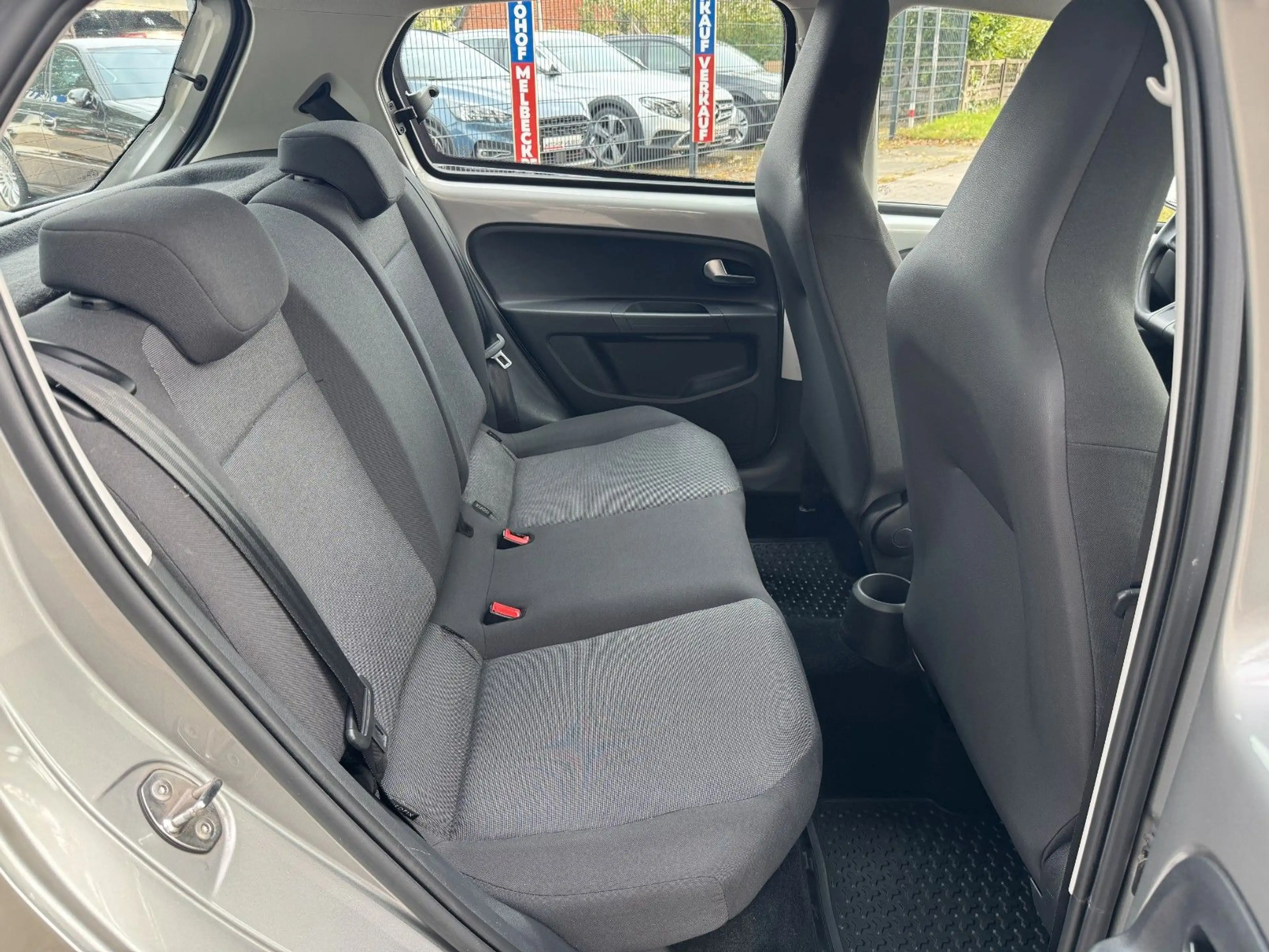 Volkswagen up! Move Up! *KLIMA*WENIG KM*GARANTIE* — photo 10