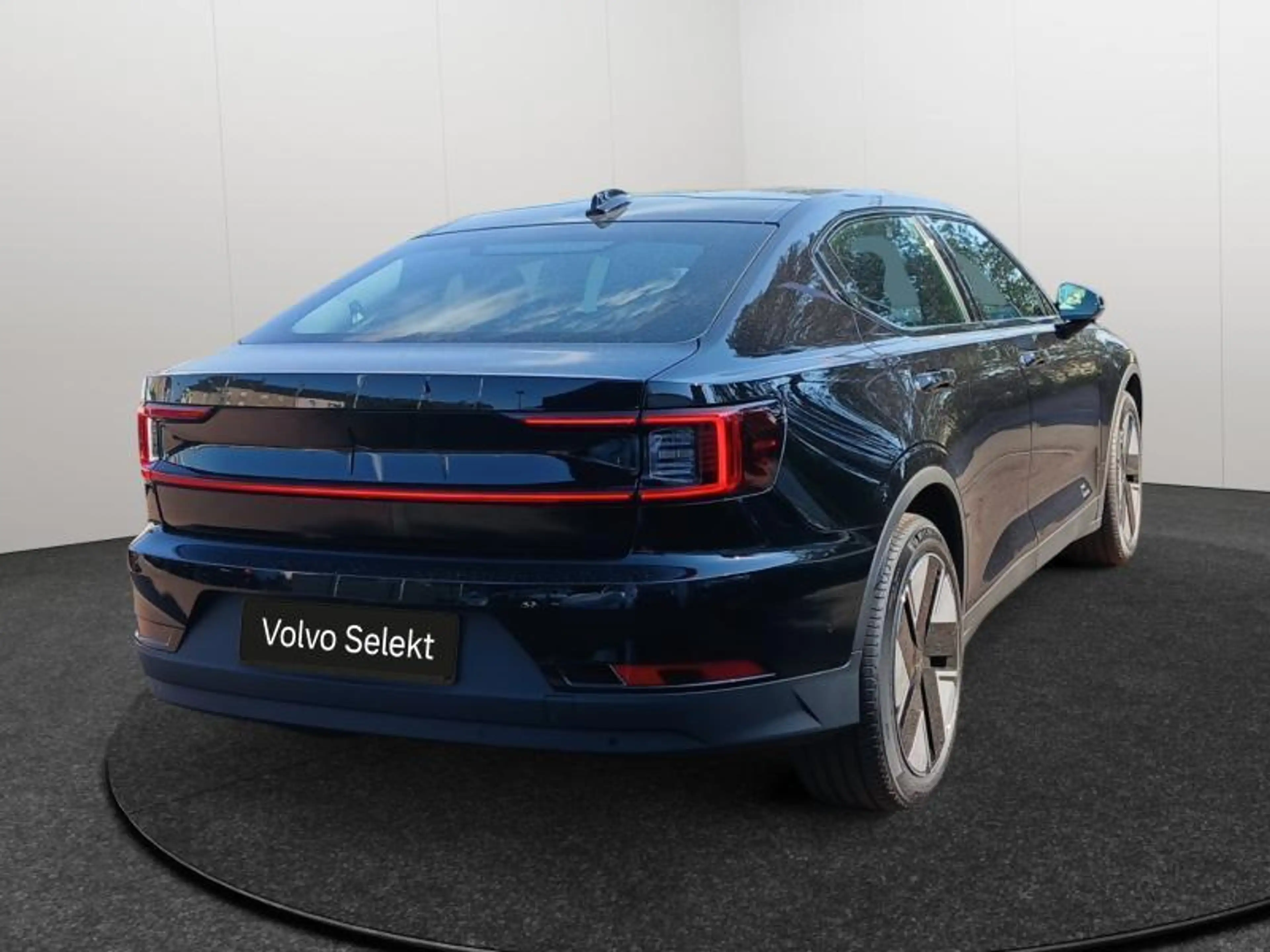 Polestar 2 Long Range — photo 3
