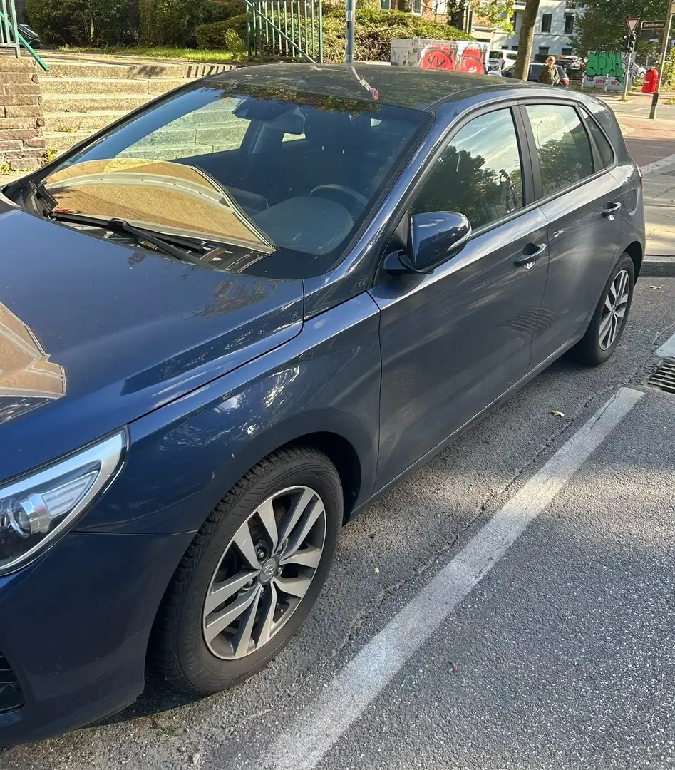 Hyundai i30 i30 Kombi 1.4 T-GDI Passion Plus Blau - 2