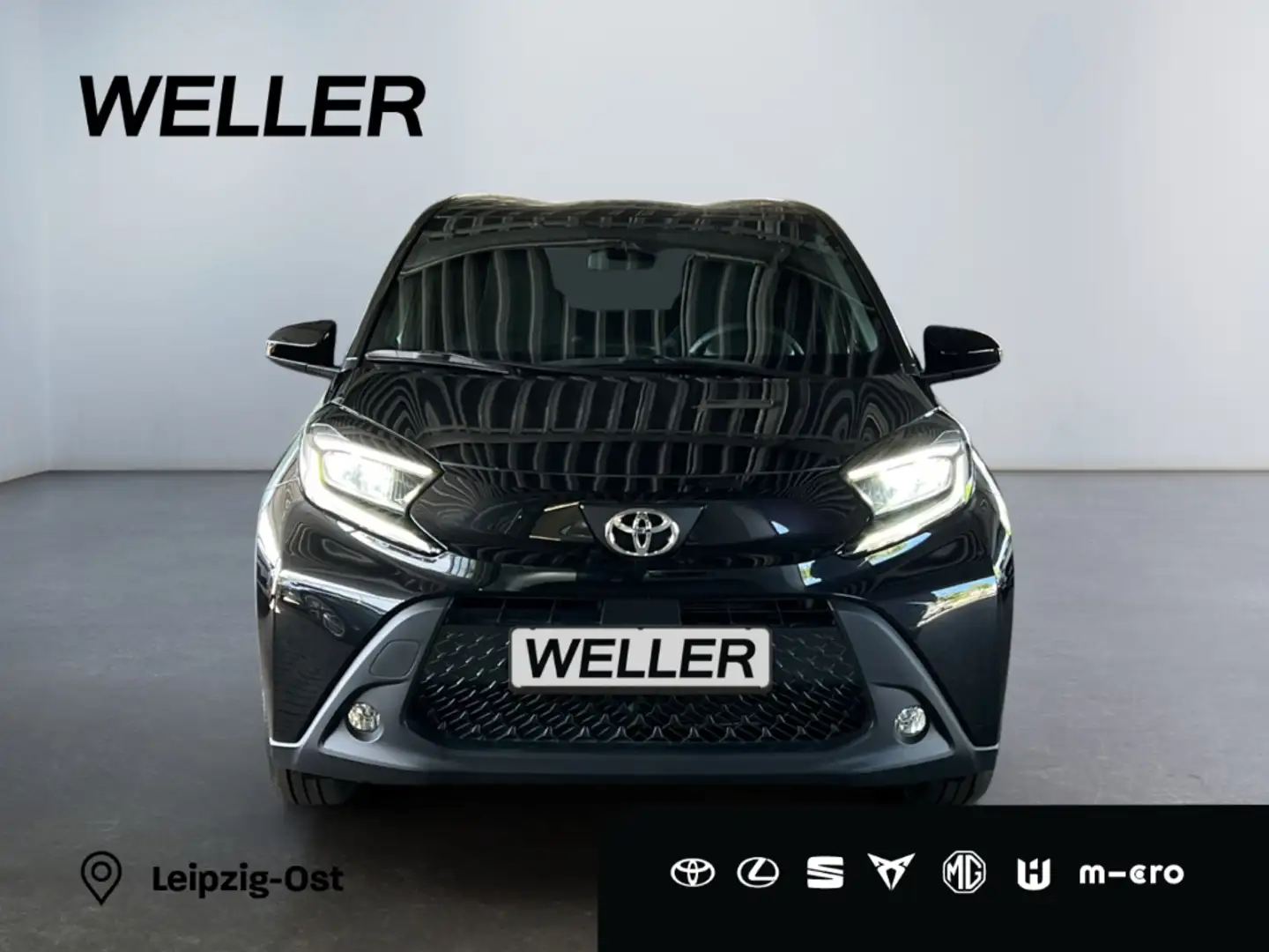 Toyota Aygo X Team D *ACC*Kamera*CarPlay*SHZ*Spur Assist* Schwarz - 2