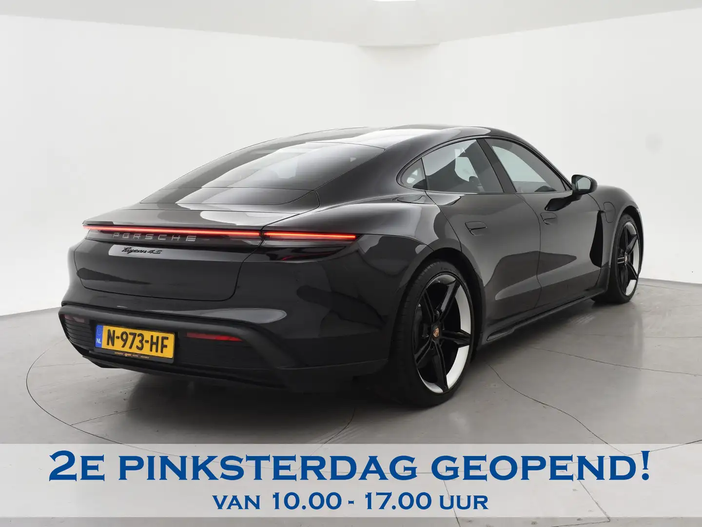 Porsche Taycan 4S 490 PK PERFORMANCE 84 KWH + SPORT CHRONO | ACHT Zwart - 2