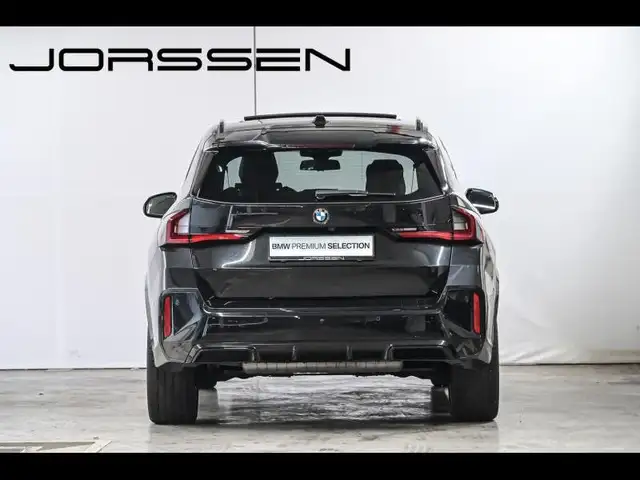 BMW X1 view 4
