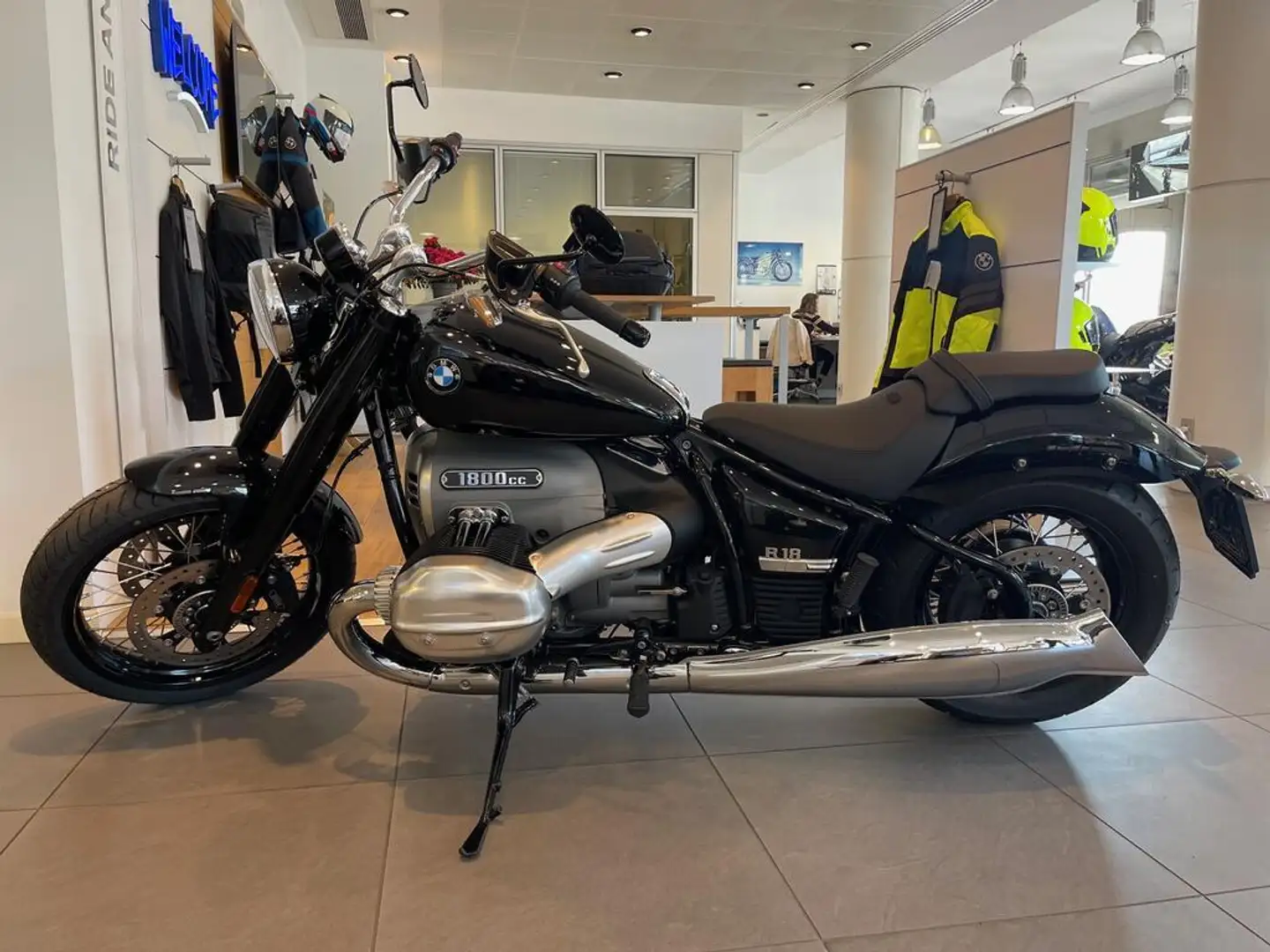BMW R 18 s/first edition Abs Nero - 1