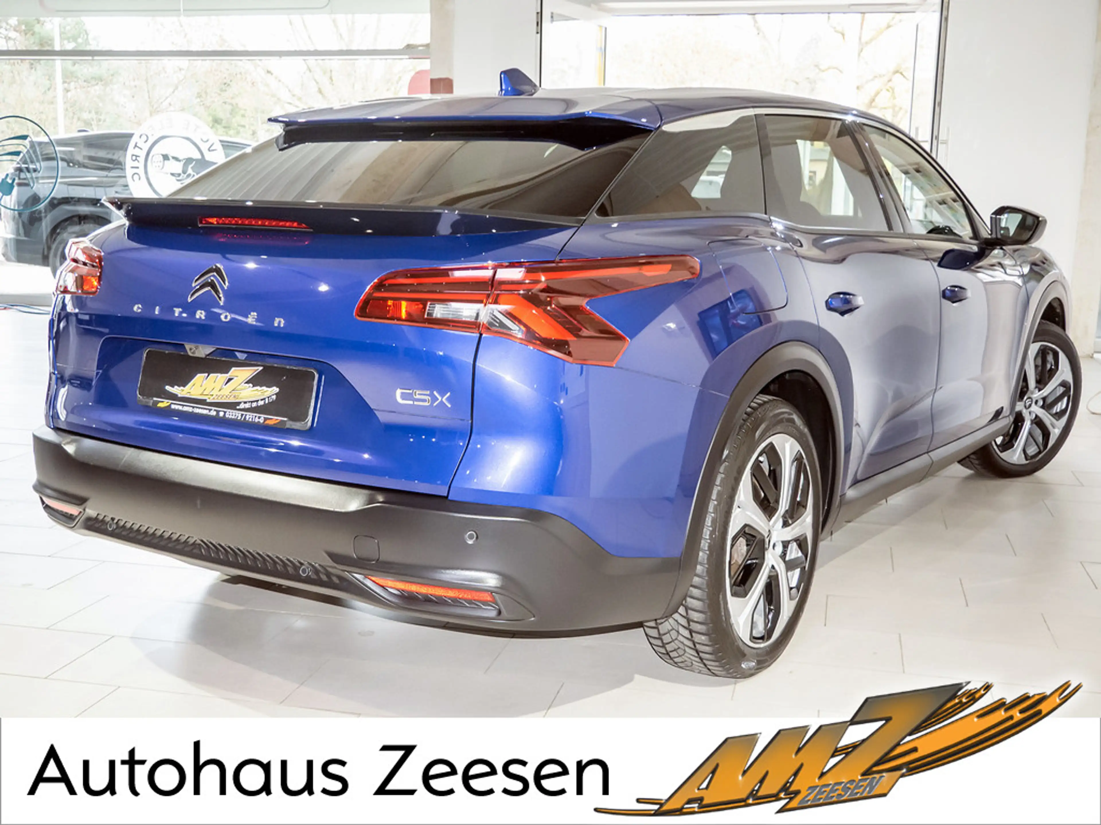 Citroen C5 X Plug-In-Hybrid 225 Feel Pack NAVI HUD — photo 3