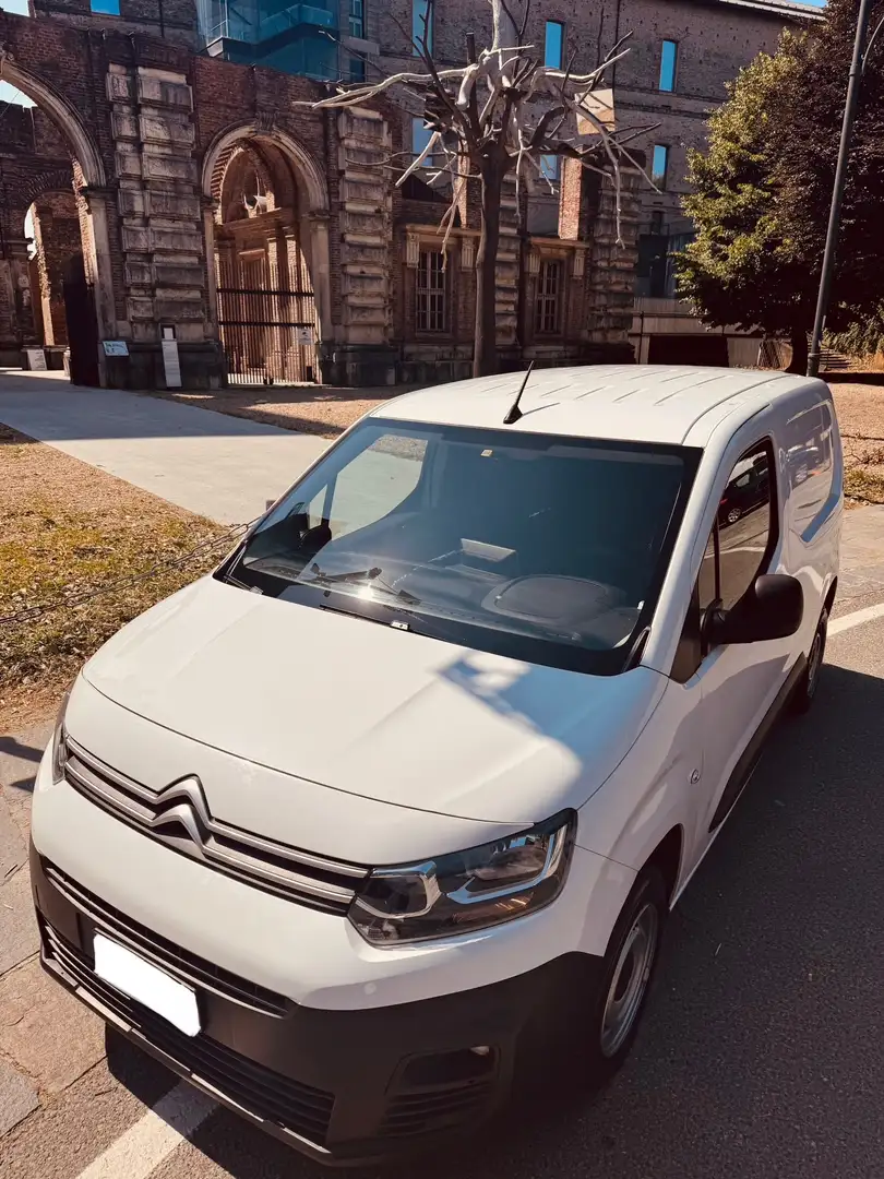 Citroen Berlingo 1.5 BLUEHDI 102CV S&S CLUB VAN N1 AUTOCARRO 3POSTI Bílá - 2