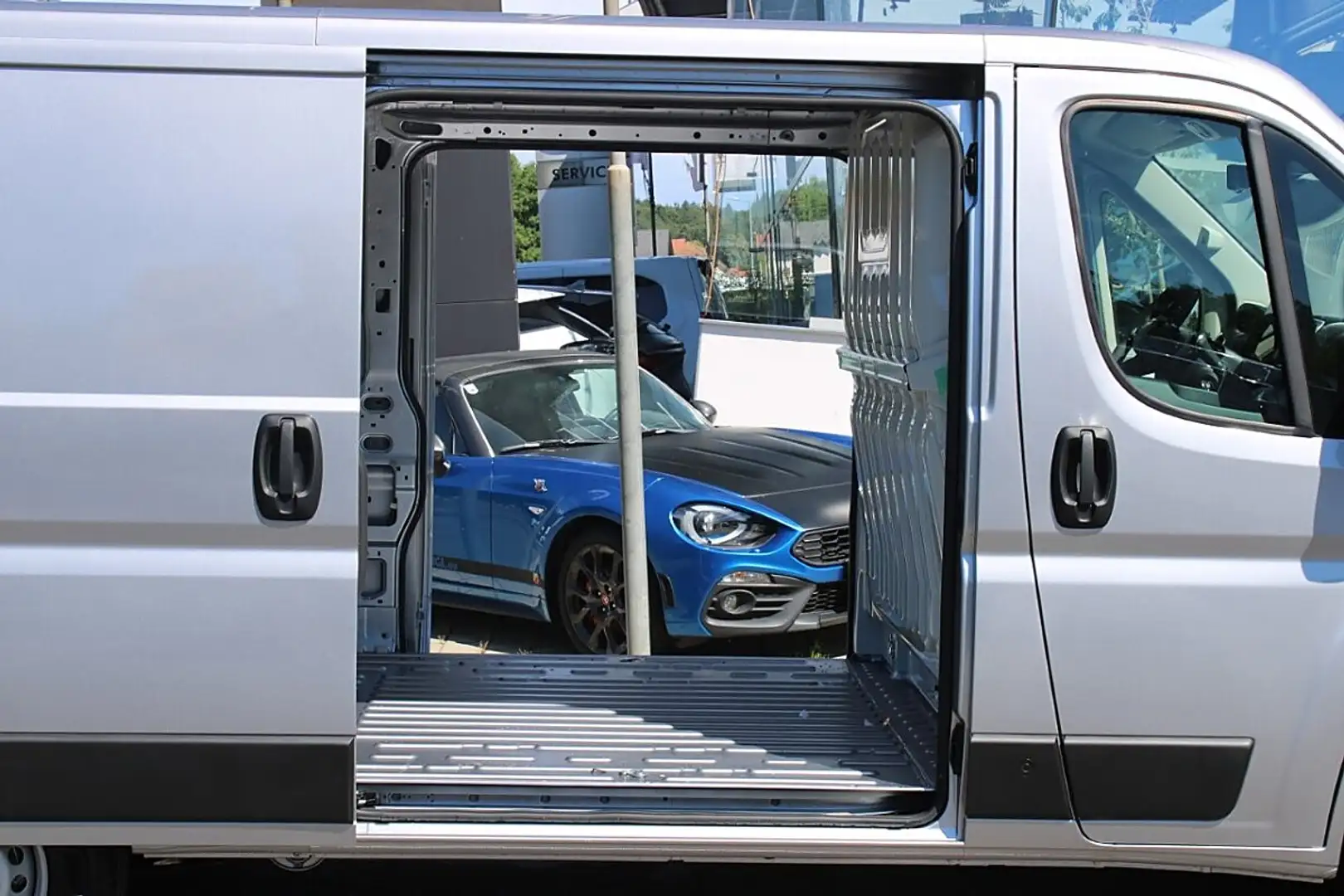 Fiat Ducato KW35 L2H1 140 Automatik Voll Led Abstand... Grau - 2