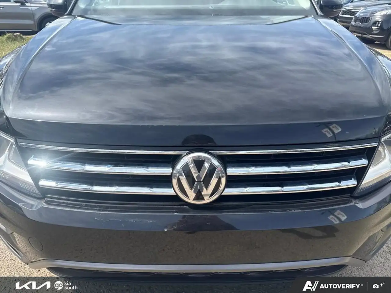 Volkswagen Tiguan снимка Volkswagen Tiguan