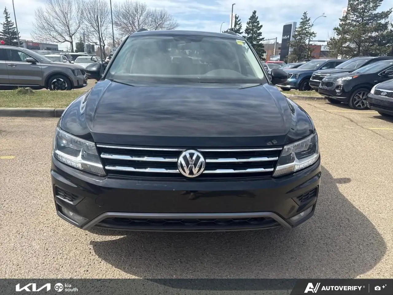 Volkswagen Tiguan снимка Volkswagen Tiguan