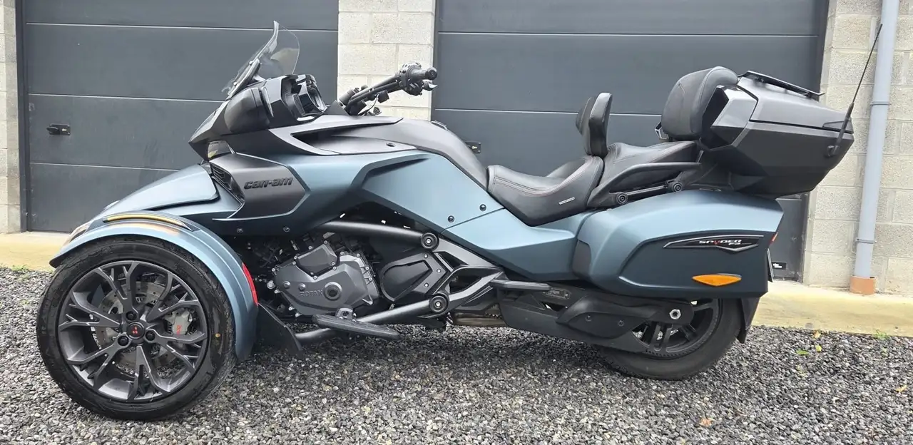 Can-Am Spyder F3
