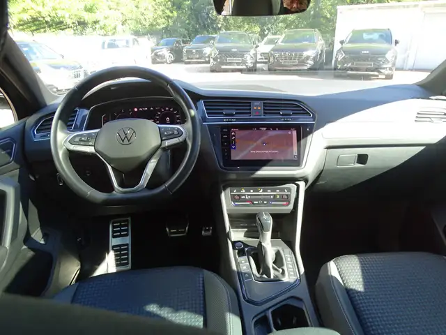 Volkswagen Tiguan view 10