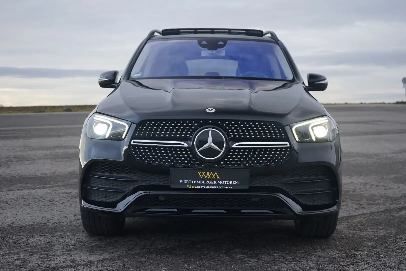 Mercedes-Benz GLE 350 d 4Matic*AMG*PANO*STHZG*NIGHT*360°*BURM* Schwarz - 2