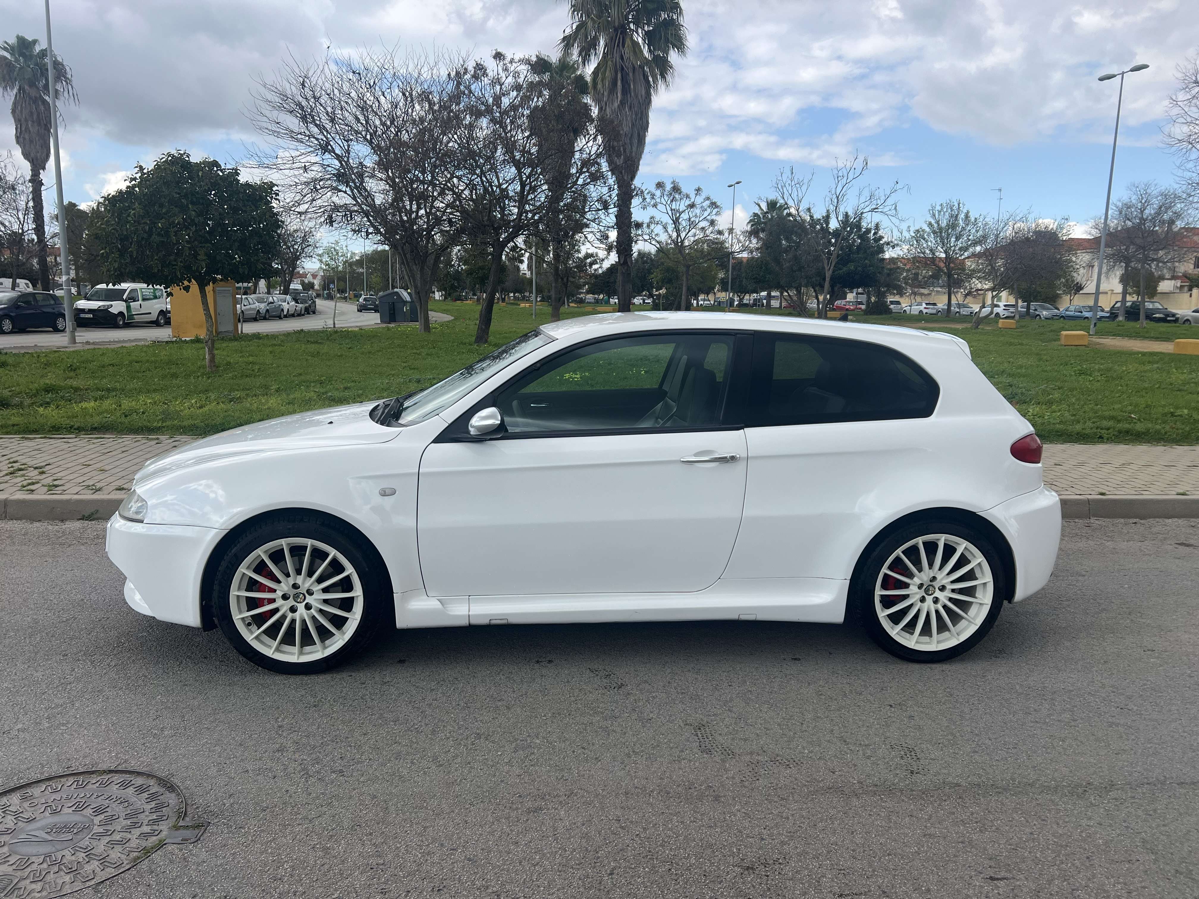 Alfa Romeo 147 3.2 V6 GTA 24v 6M - foto 1