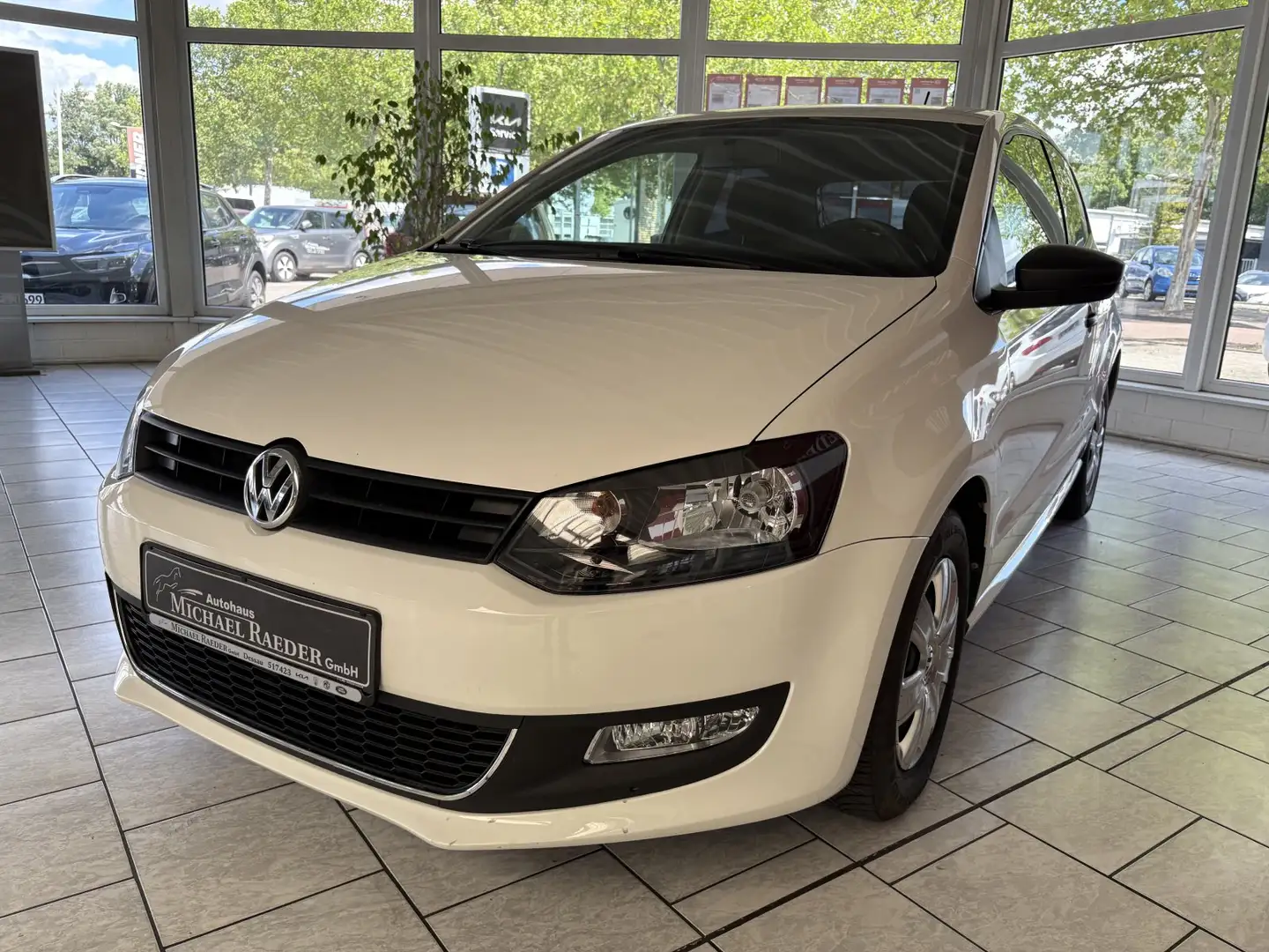 Volkswagen Polo V  Trendline SHZ Allwetter - 2