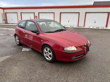Alfa 147 1,6 Twin Spark Distinctive Distinctive