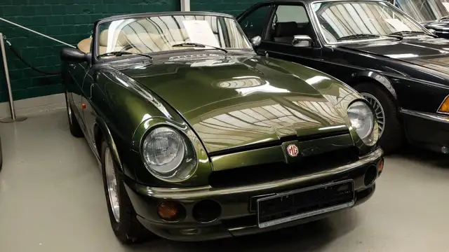 MG RV 8  -  3,9 Liter mit Klimaanlage