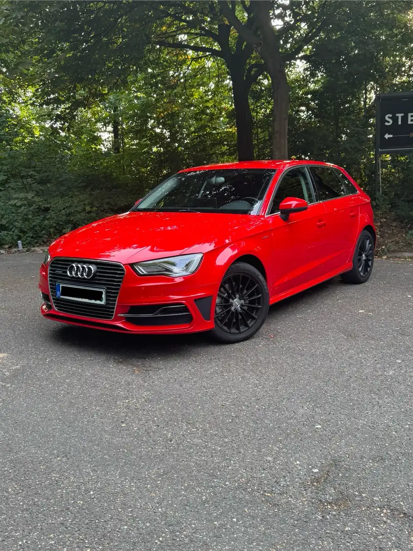 Audi A3 1.4 TFSI Sportback e-tron Ambition Rouge - 1