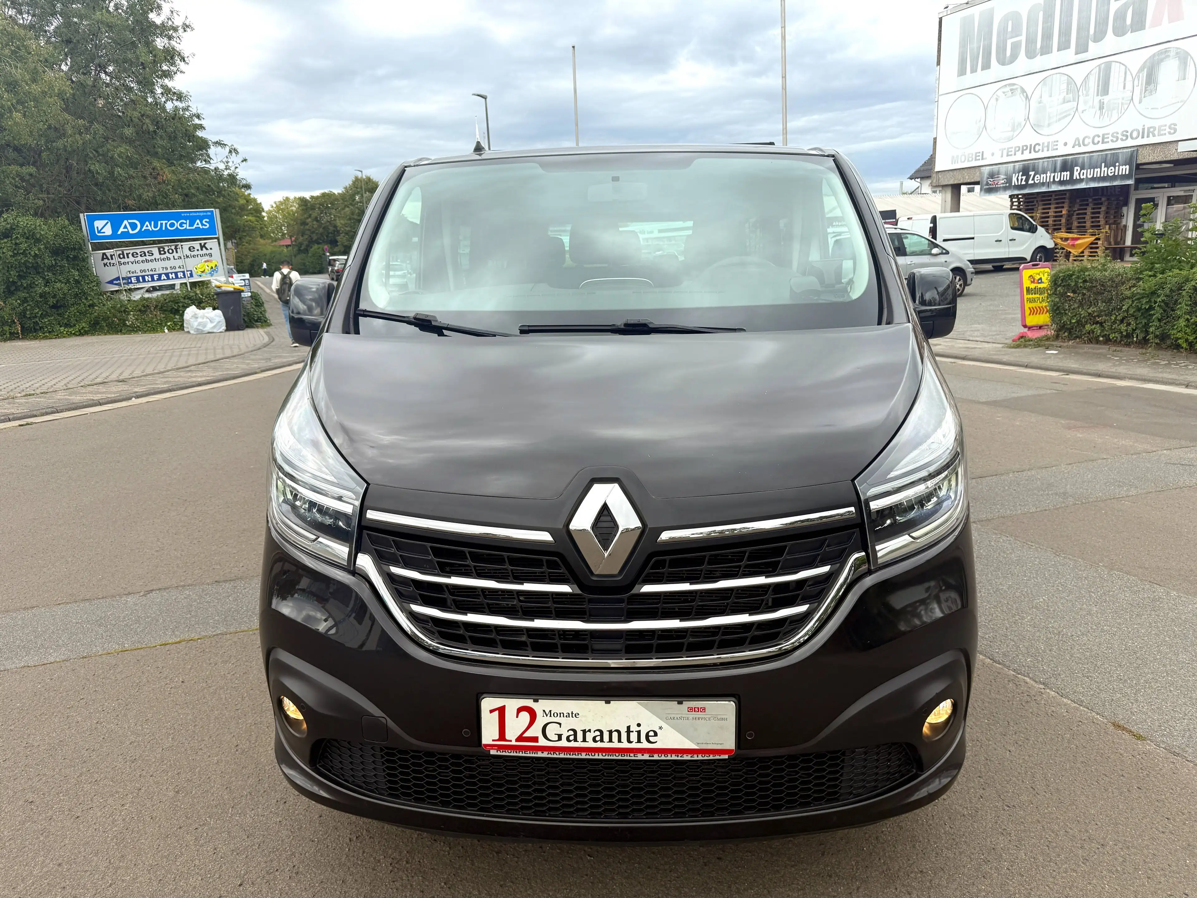 Renault Trafic 2.0 dCi Life L2H1 3,0t Energy Automatik (AHK*9xSITZER*NAVI) — photo 2