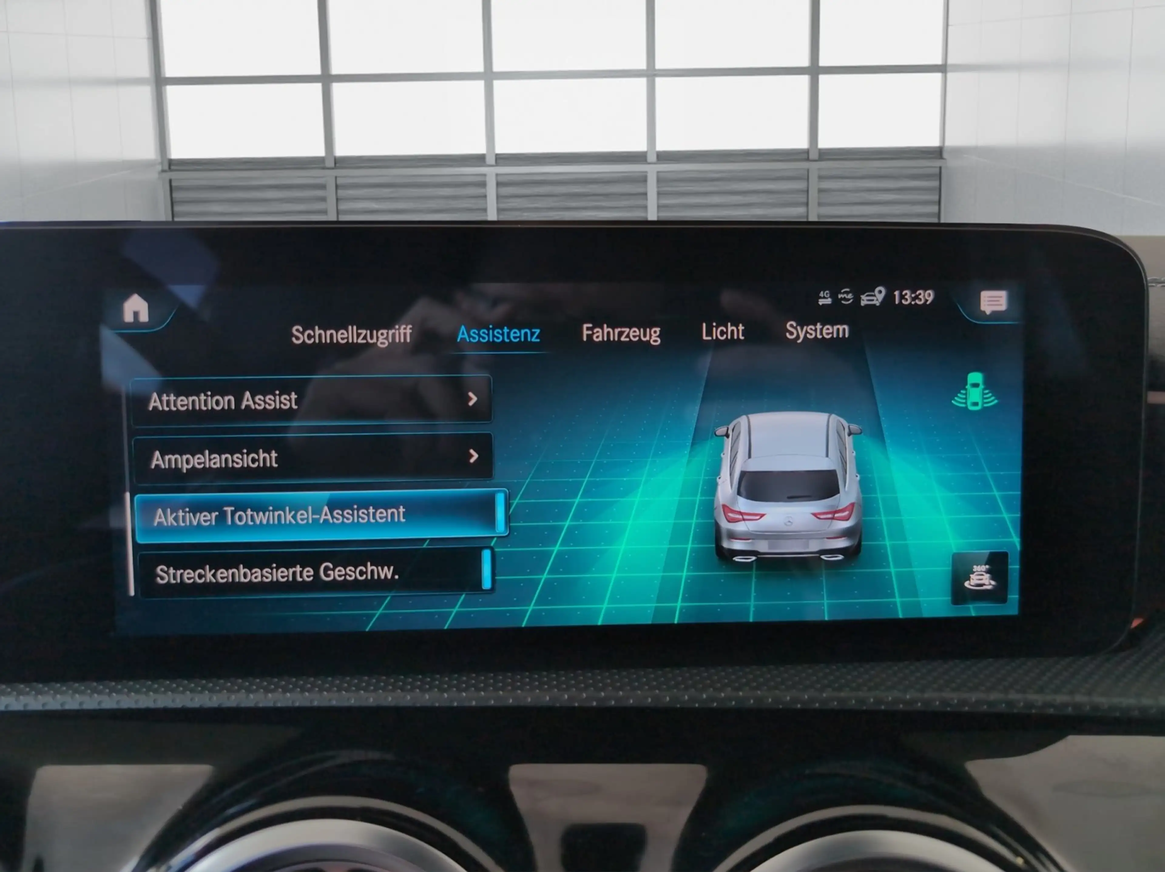 Mercedes-Benz CLA 200 D SB 4M AMG/Multibeam/Distro/360°/MBux — photo 11