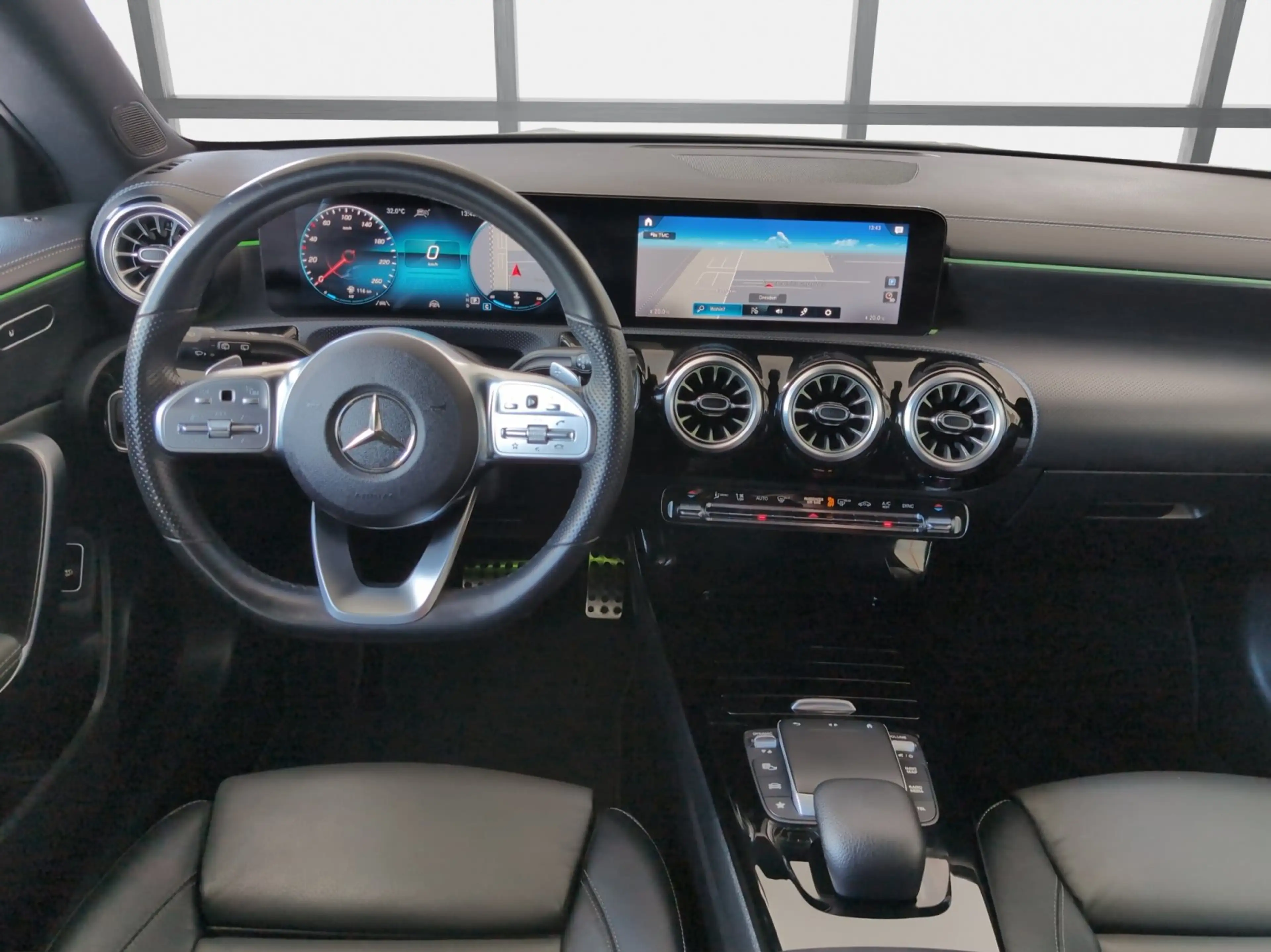 Mercedes-Benz CLA 200 D SB 4M AMG/Multibeam/Distro/360°/MBux — photo 8