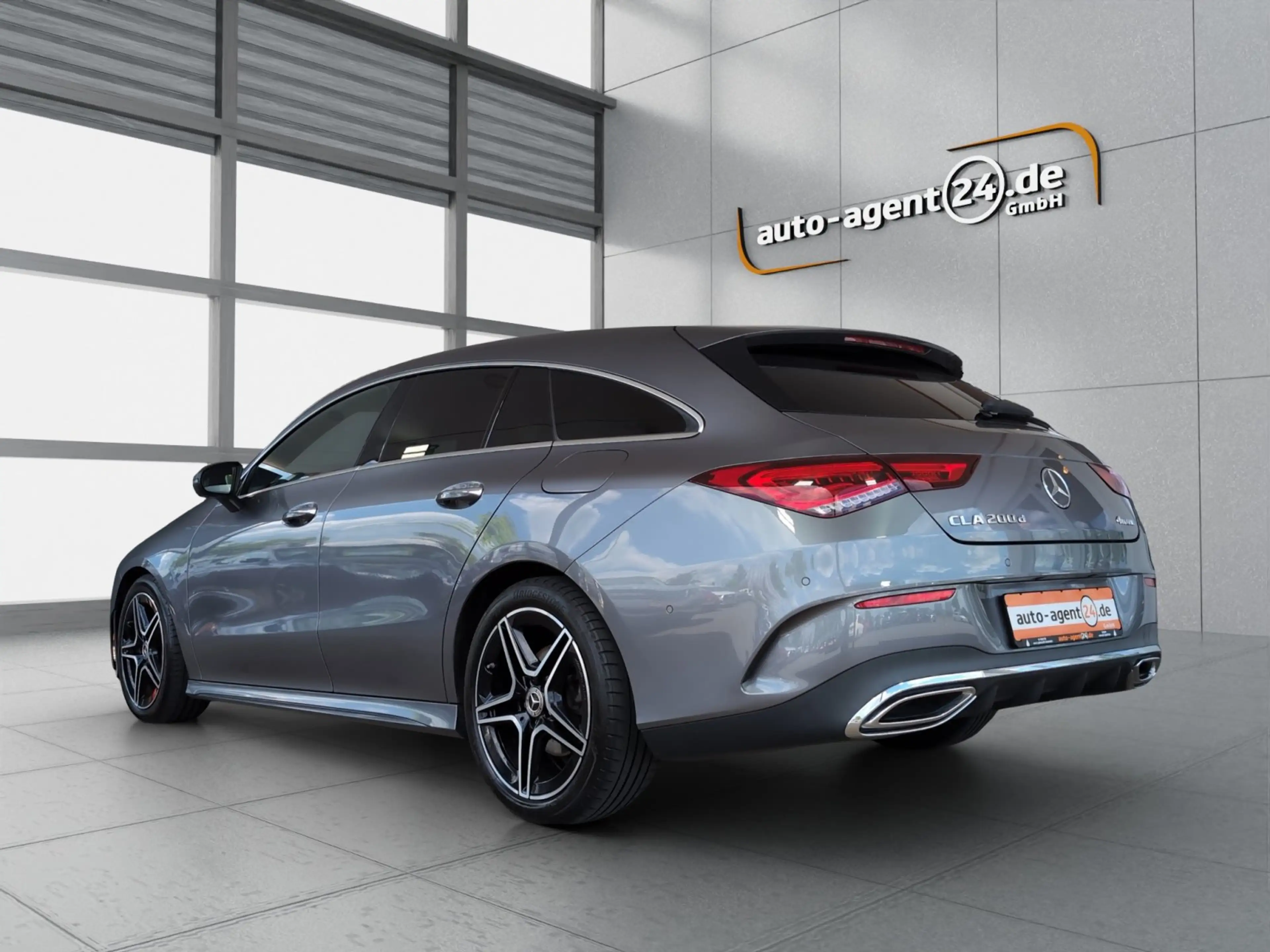 Mercedes-Benz CLA 200 D SB 4M AMG/Multibeam/Distro/360°/MBux — photo 3