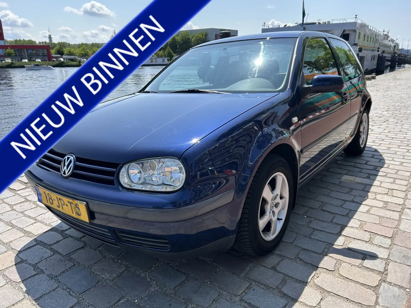 Volkswagen Golf 1.6 Automaat Airco apk Blue - 1