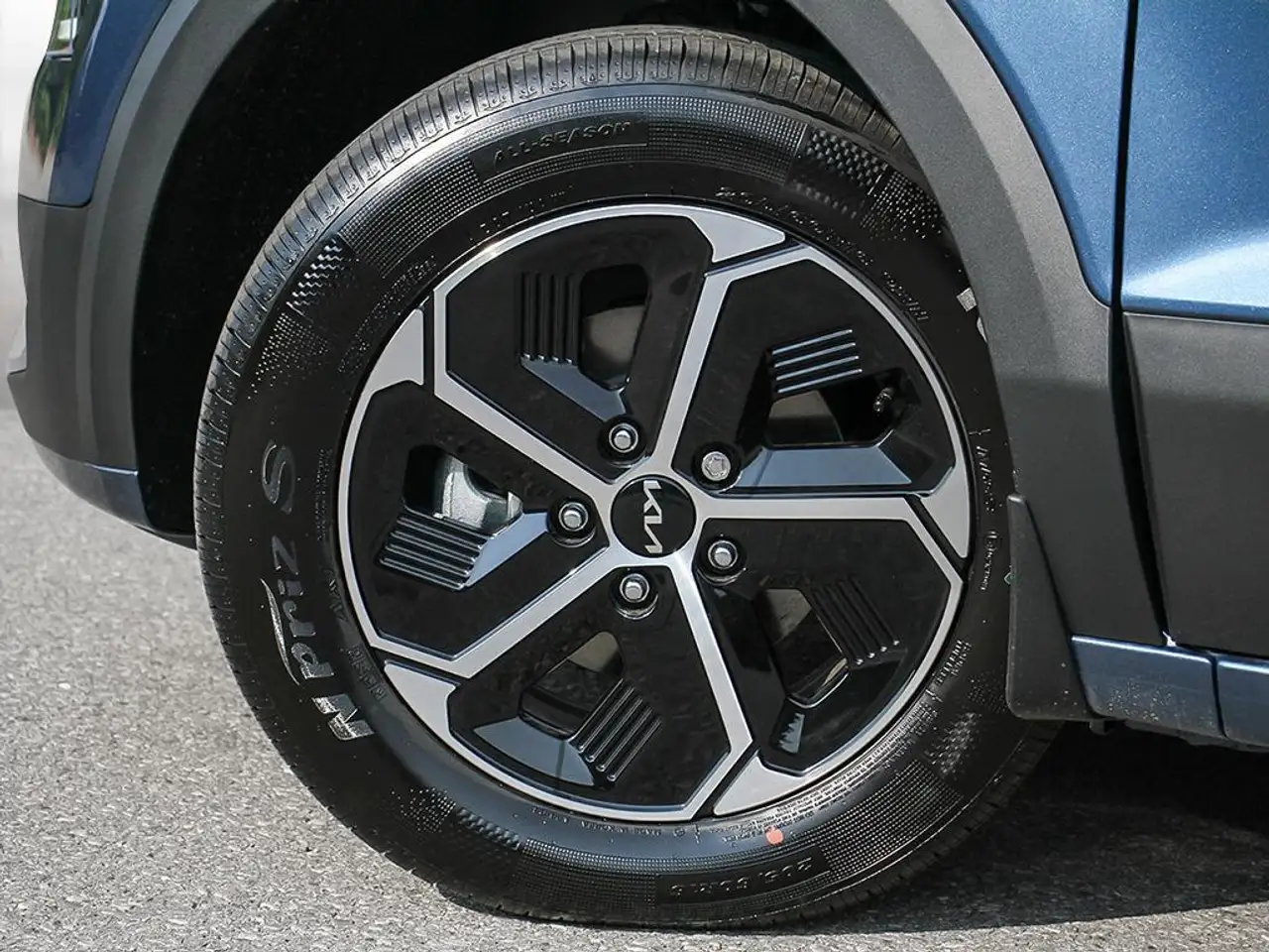 Kia Niro снимка Kia Niro