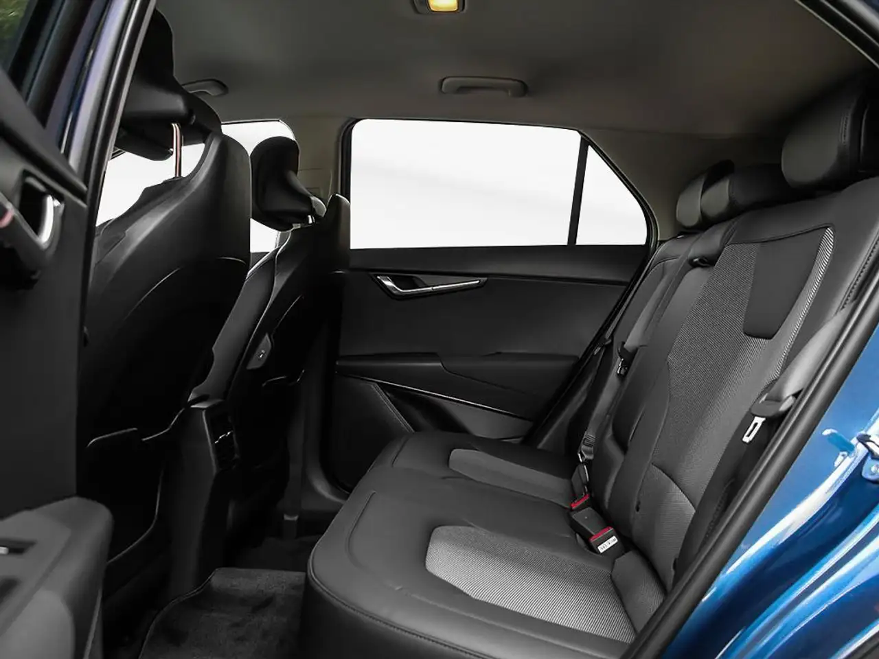 Kia Niro снимка Kia Niro