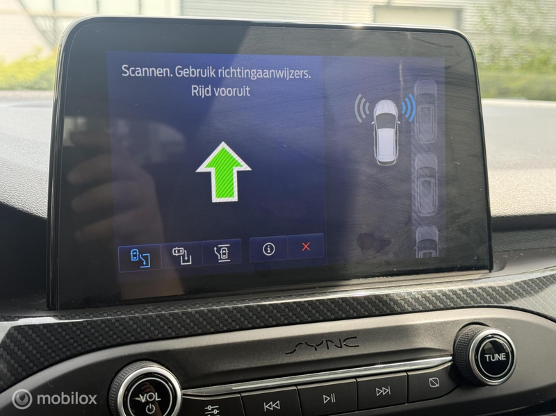 Ford Focus 2.3 EcoBoost ST-3 PANO|B&O|KEYLESS|CAMERA|280PK| — photo 20