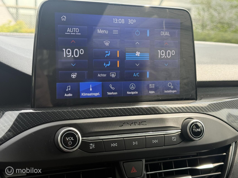 Ford Focus 2.3 EcoBoost ST-3 PANO|B&O|KEYLESS|CAMERA|280PK| — photo 23