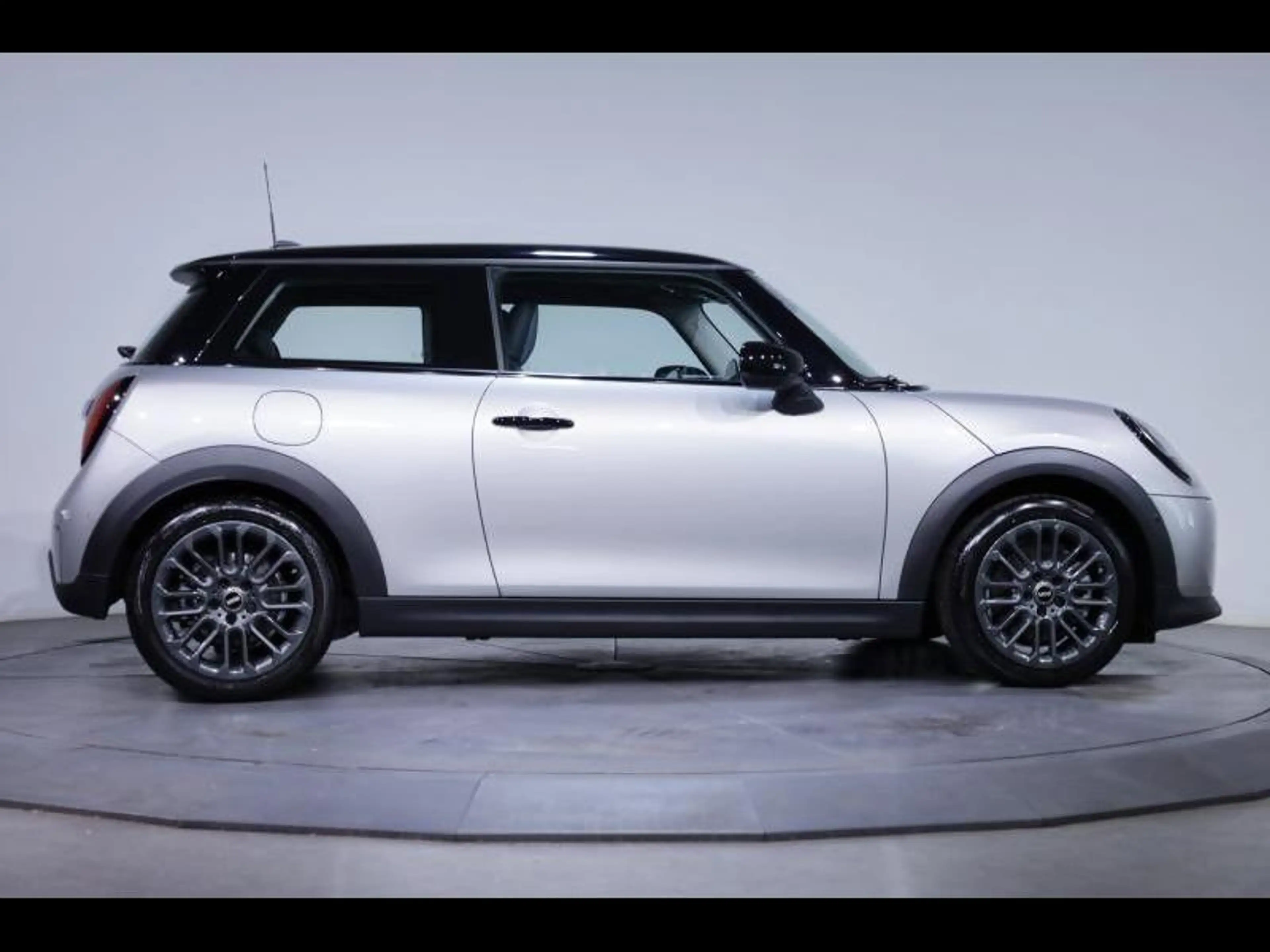 MINI Cooper C — photo 3