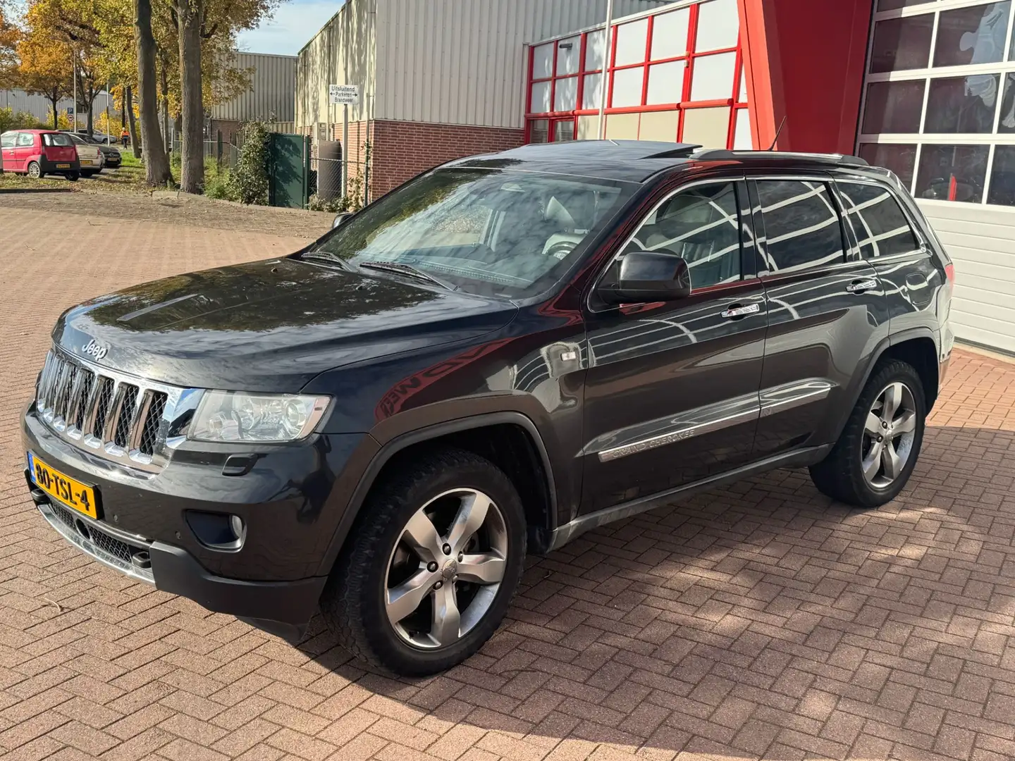 Jeep Grand Cherokee 3.0 CRD Overland FULL OPTION - COMING SOON Grijs - 2