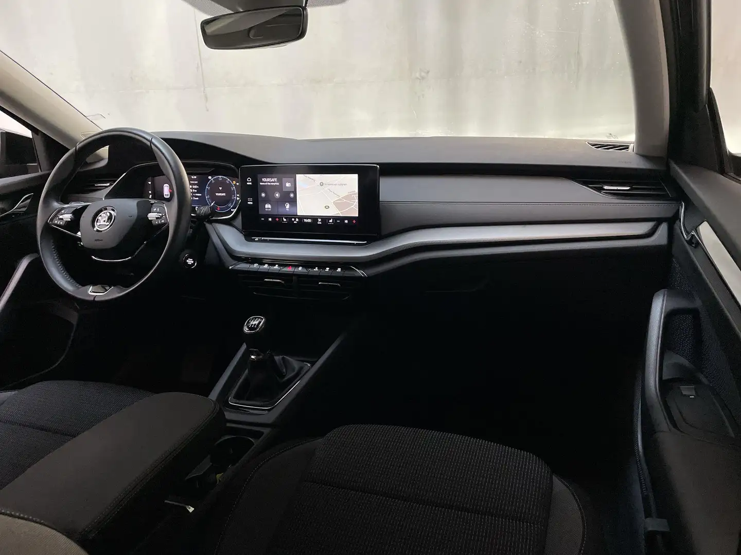 Skoda Octavia Combi 1.0 TSI Business Edition Camera Stoelverwarm Noir - 2
